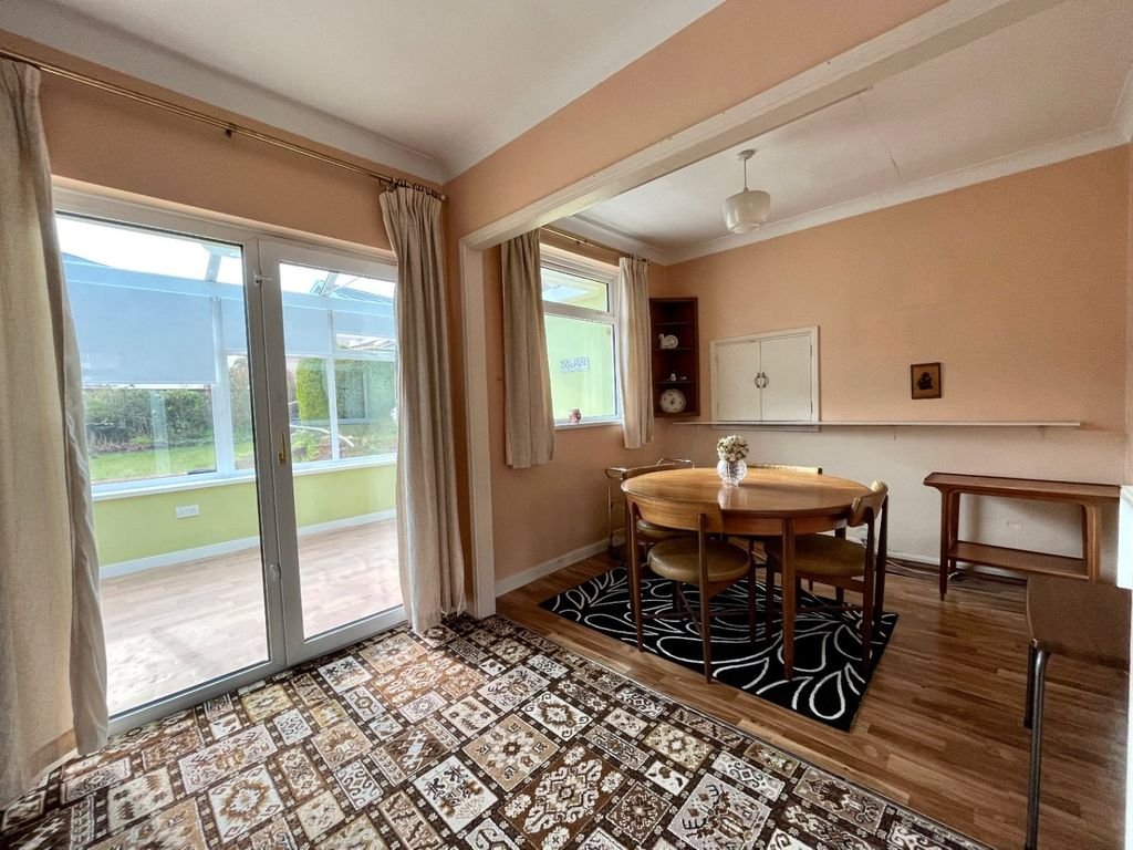 Dining Room.jpg