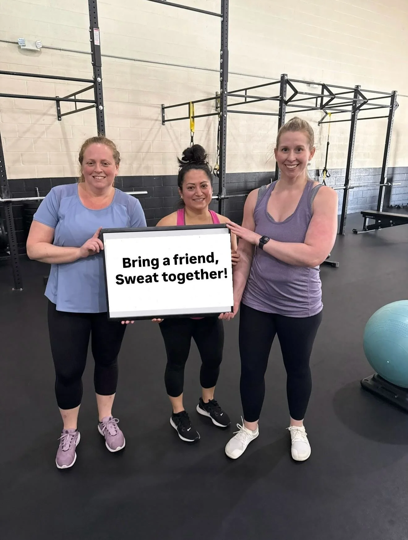 Bring a friend for FREE every Saturday at 9:15 AM now through the end of the year! 💪

Because workouts hit different when your favorite people are beside you.
Tag your workout buddy below 👇 and tell them it&rsquo;s time to show up!

📍 Evolve Athle