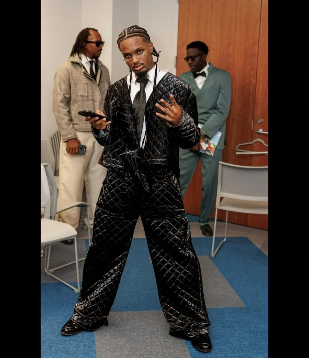 RAVENELL x R&egrave;Juv&oacute;n 

Jewelry by @r_a_v_e_n_e_l_l 
Garments by @rejuvon 
Muse | the one and only @_hollywoodd 

📸 | @jeffreybowensphotography