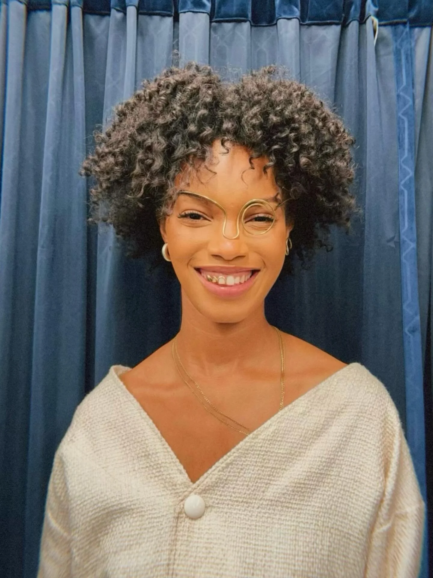 One of my favorite pieces &ldquo;Dax&rdquo; by RAVENELL
worn by the coolest @koolsheeb ✨ 
Garments by @rejuvon 🙌🏾

#jewelrybyravenell #handcrafted #wirework