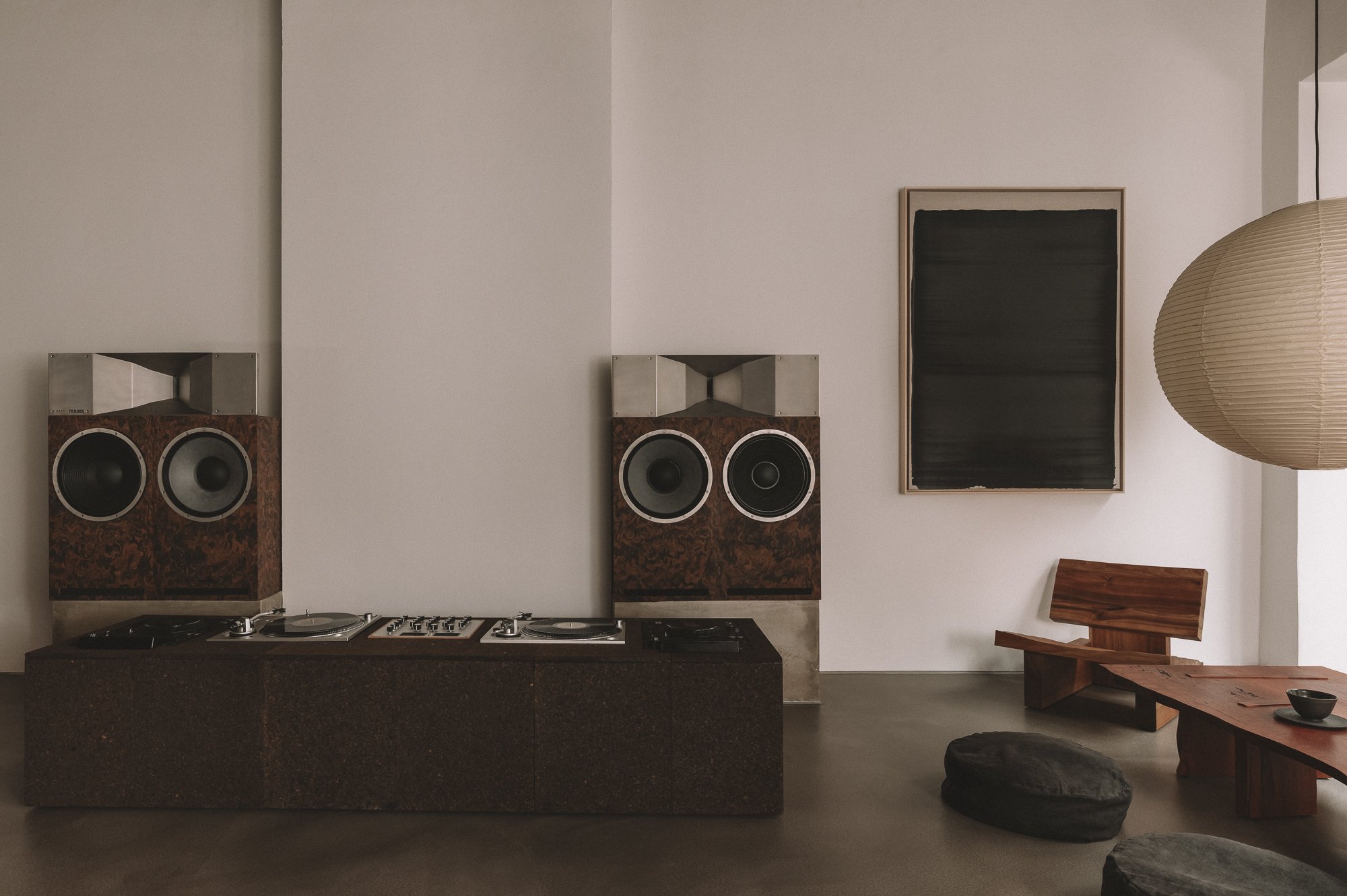 TRADER HIFI _ hospitality design _ Hamburg / D