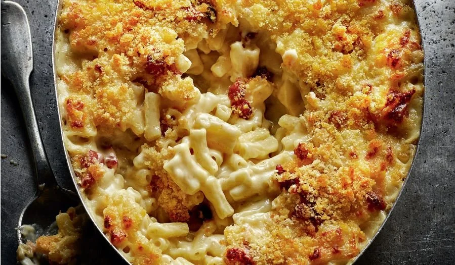 macaroni-cheese-with-bacon_s900x0_c2268x1324_l0x1062.jpg