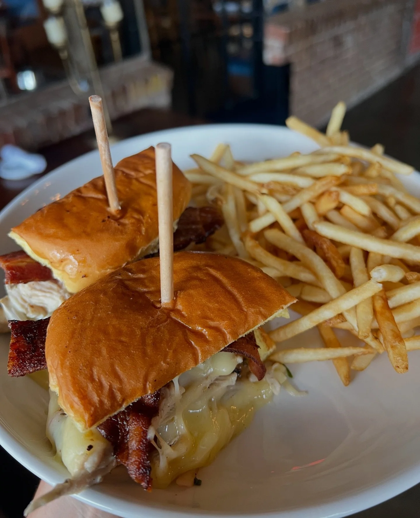 Lunch break never looked so good!⁠
⁠
Our hickory grilled chicken sandwich is made with bacon, brie, burnt onion jam, and pickled serrano all on a Martin&rsquo;s potato roll. ⁠
⁠
Come see us for lunch Tuesday - Friday from 11 AM - 3 PM 
⁠
#factoryatfr