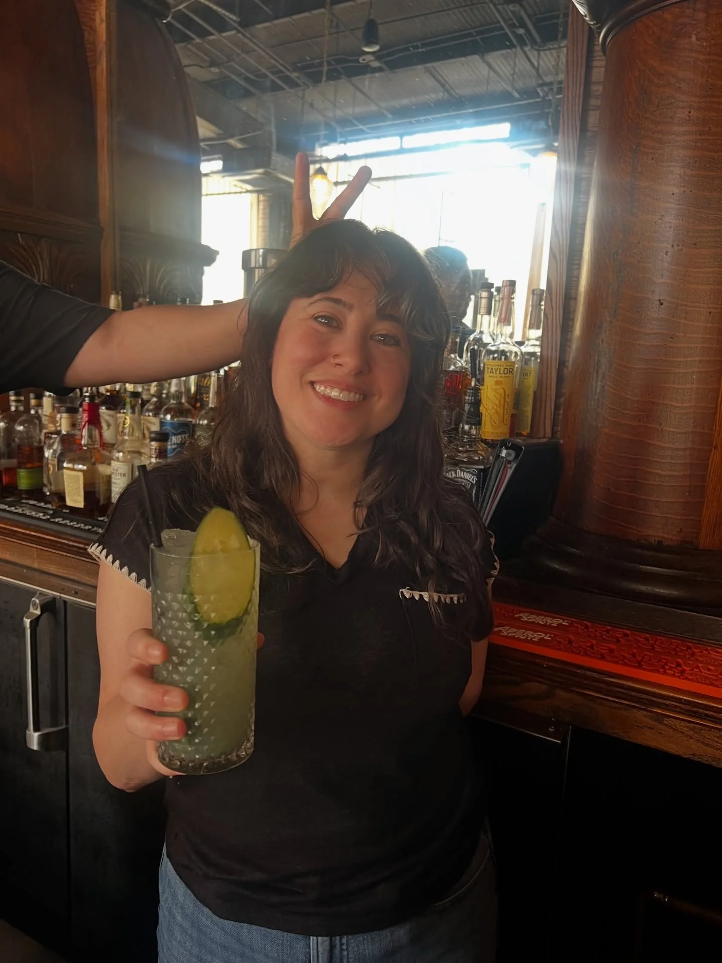 Hop on over to Saffire this Sunday for Easter! 

You can enjoy dinner with one of our N/A mocktails like the Cucumber Fizz! Bunny ears not included. 🐇

#factoryatfranklin #franklintn #eastersunday