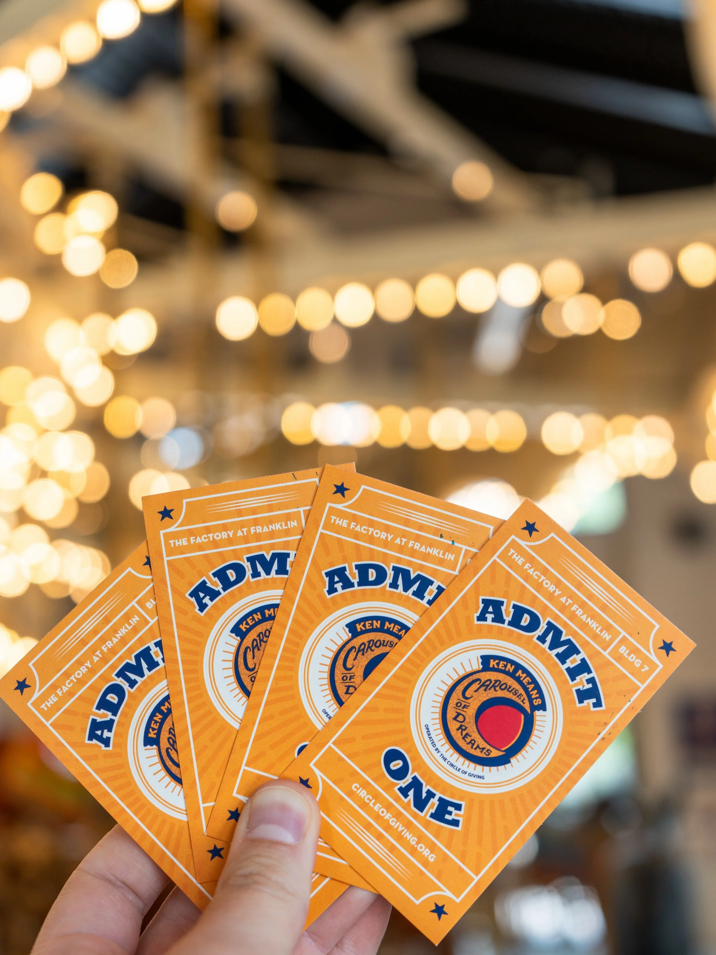 Last Days of Summer Break Giveaway!

Summer break is winding down and the first day of school in Franklin is just around the corner. We want to celebrate with a gift for kids AND parents. Enter to win:

🎁$150 Gift Card to Saffire
🎁4 FREE studio vis