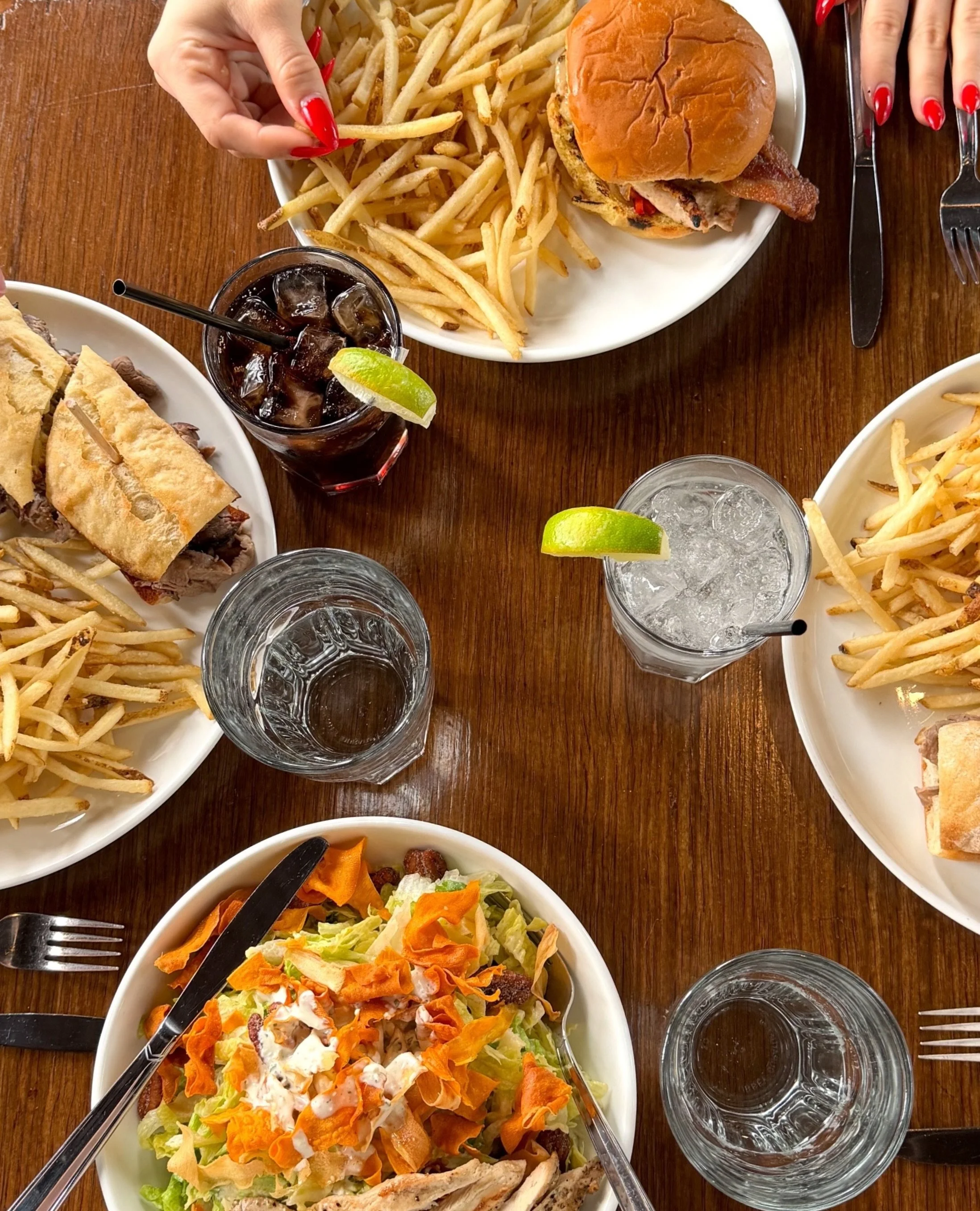 Friendship means sharing your fries over a diet soda. 🍟⁠
⁠
#franklintn #factoryatfranklin #lunchspotfranklin⁠