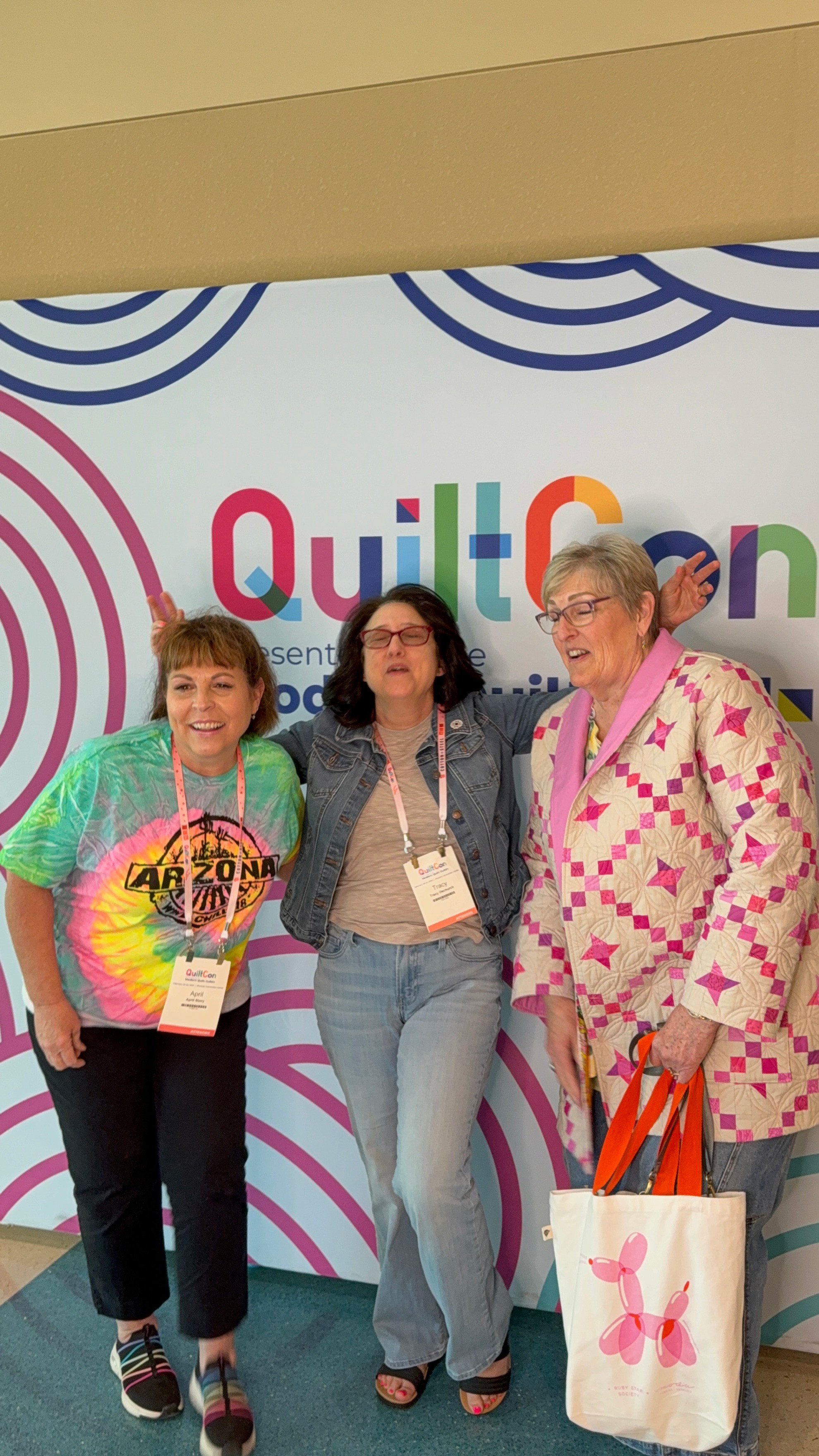 3 amigas at quiltcon.jpg
