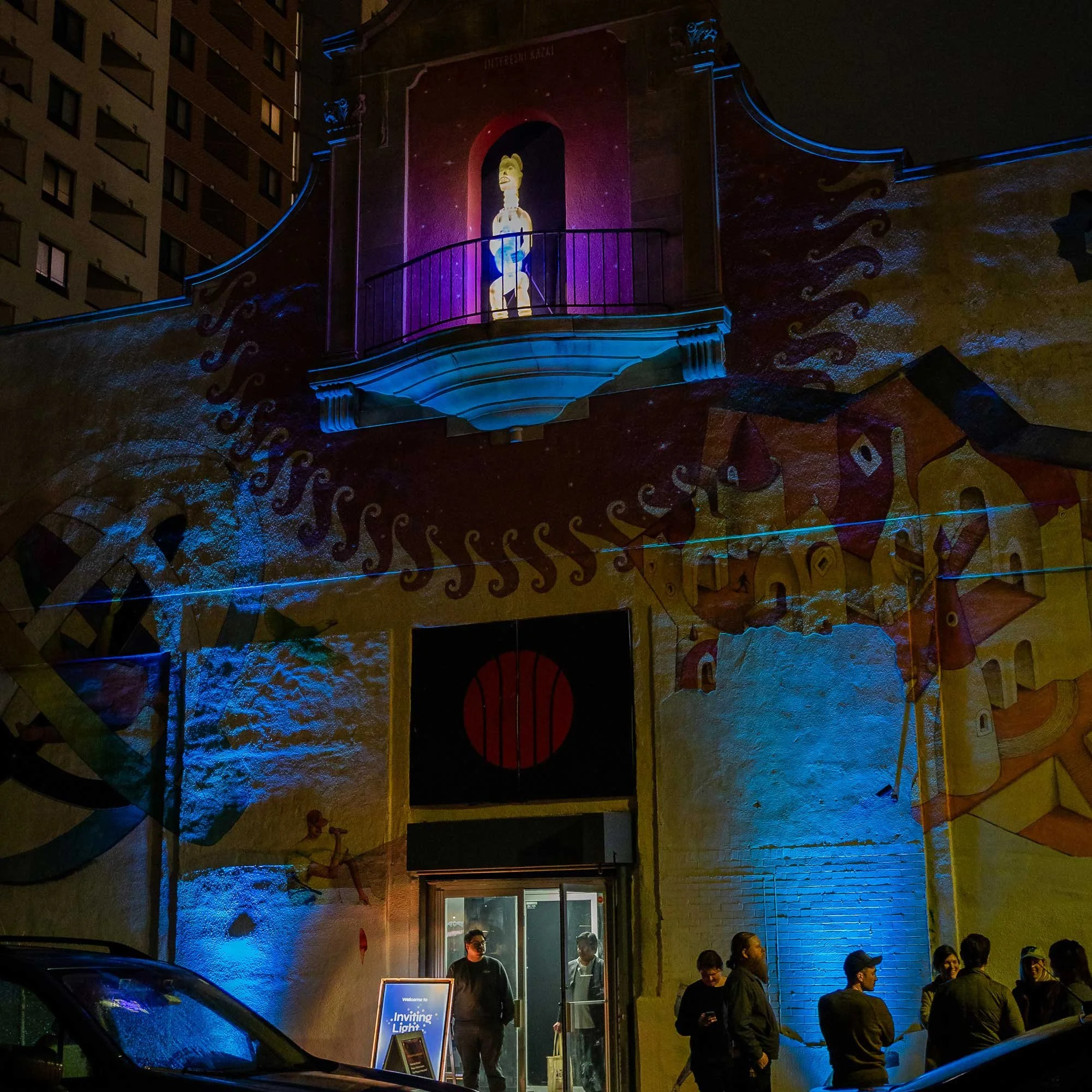 InvitingLight-Bloomberg-Baltimore-thirdwatch-photo.jpg