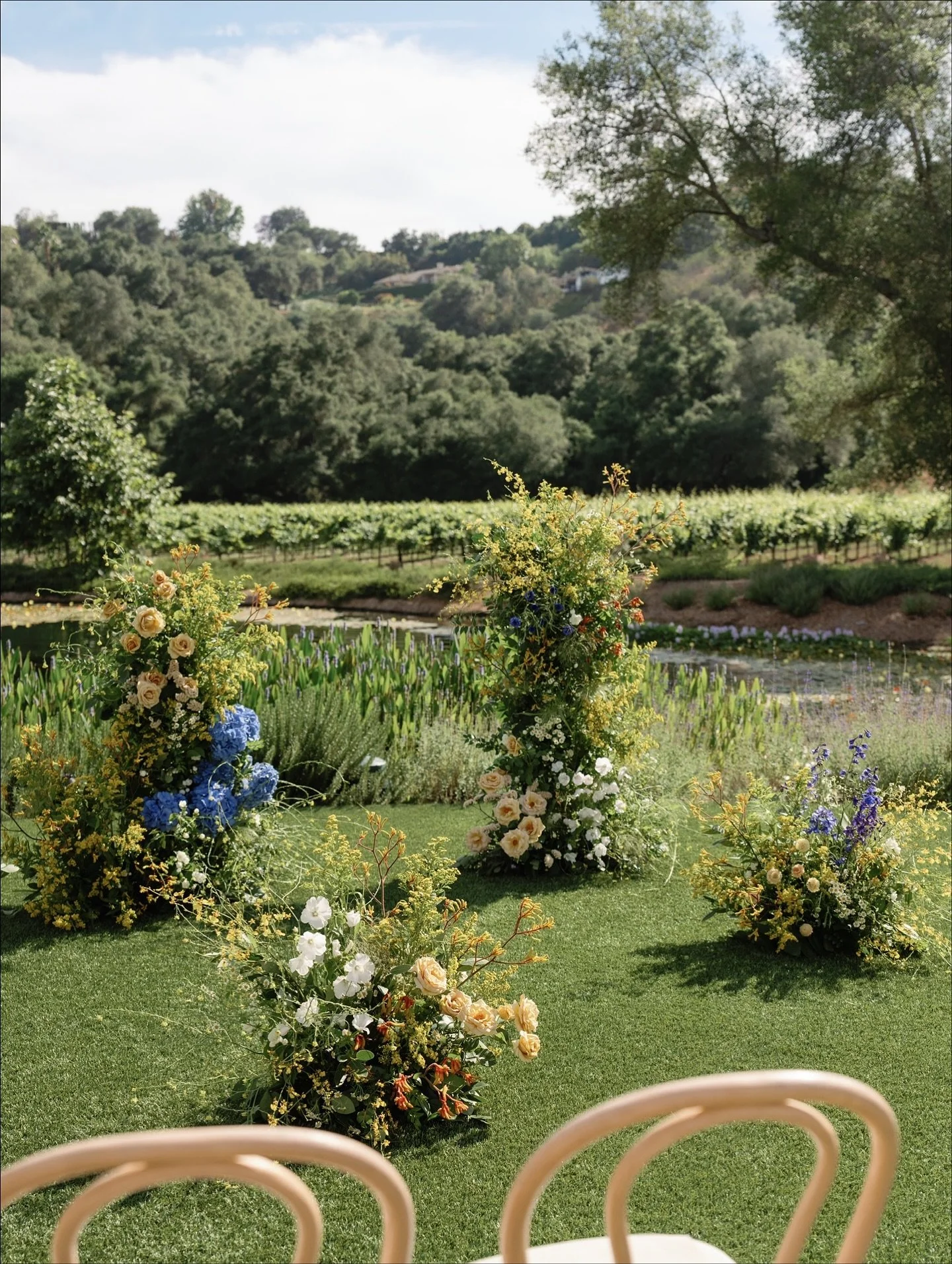An unforgettable day for Chantal and Reagan 🫶

Photography: @arielminphoto 
Planning &amp; Design: @adrnevents 
Florals: @terracotta
Runners: @sarahwritesinink
Beauty: @facebyraymie
Cake: @lemonbar.bakery
Entertainment: @luckydevilsband
Rentals: @ev