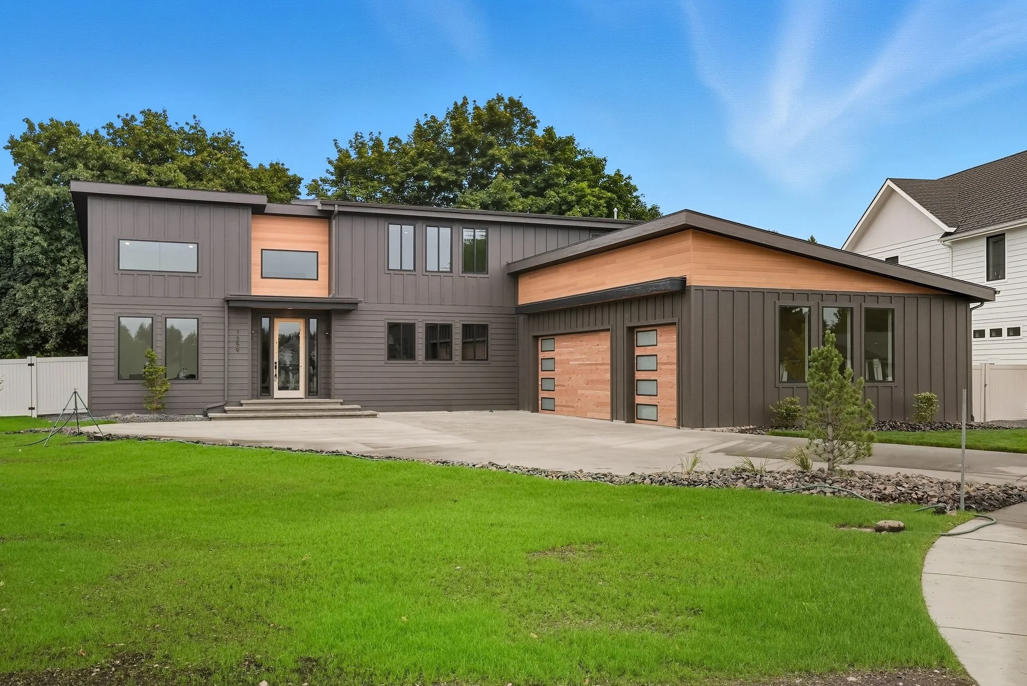 Inside-Spokane-1359 Ezra_1.JPG