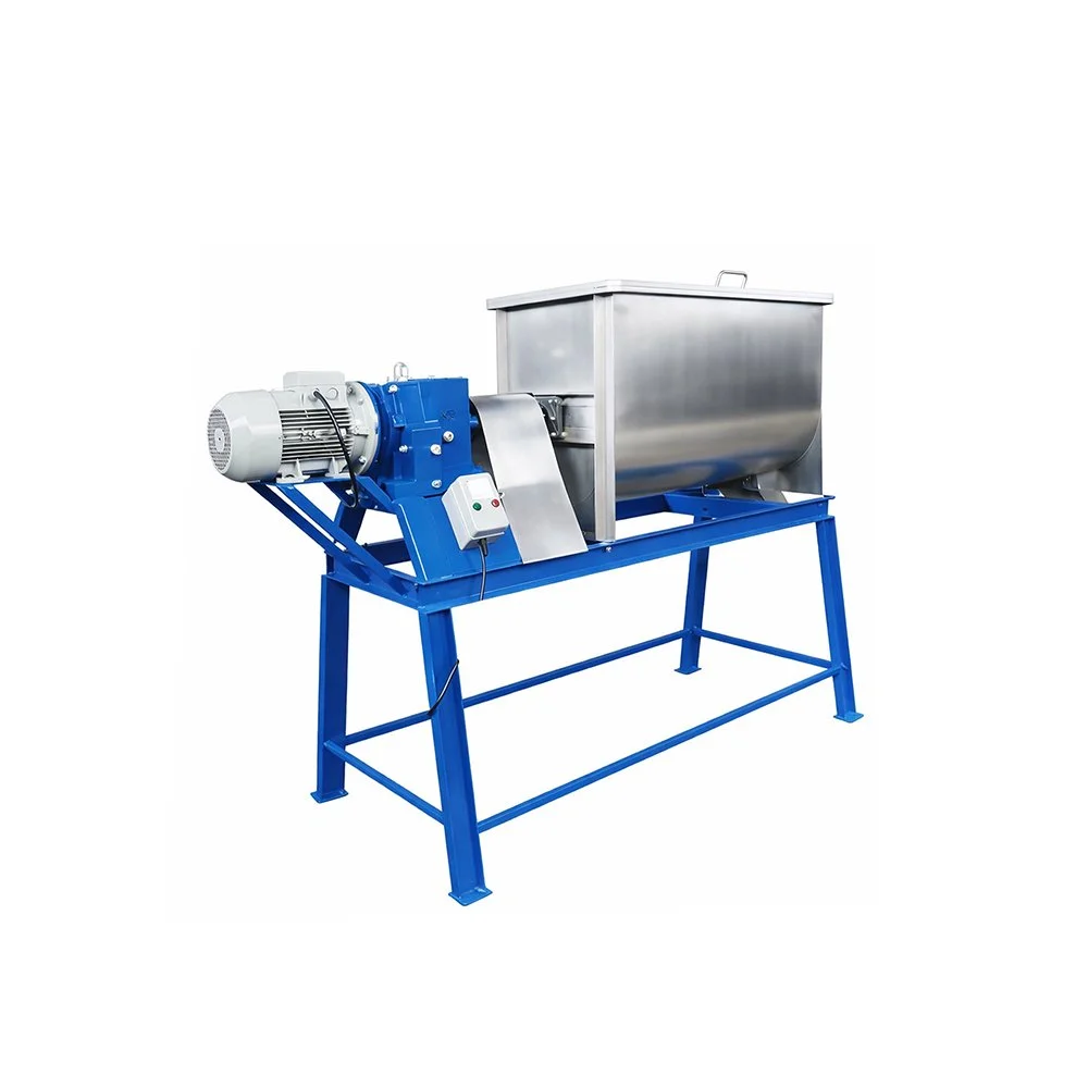 Maquina industrial de procesamiento con estructura de metal azul y componentes de acero inoxidable, incluyendo un motor eléctrico.