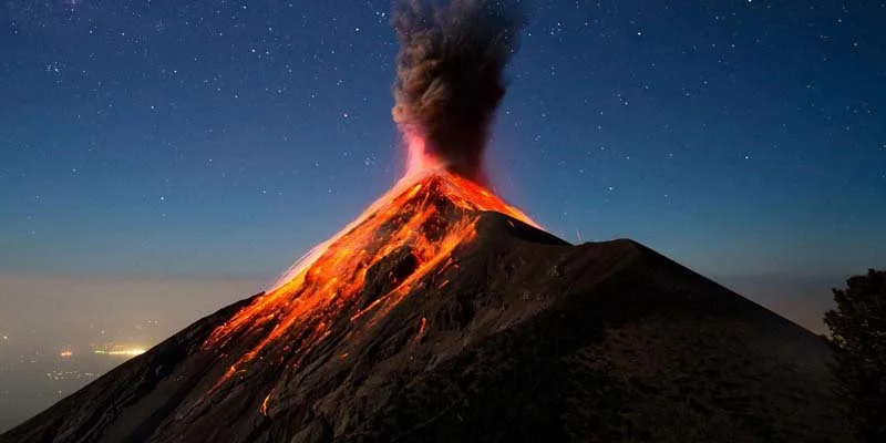 Volcán-de-Fuego-Guatemala.jpg