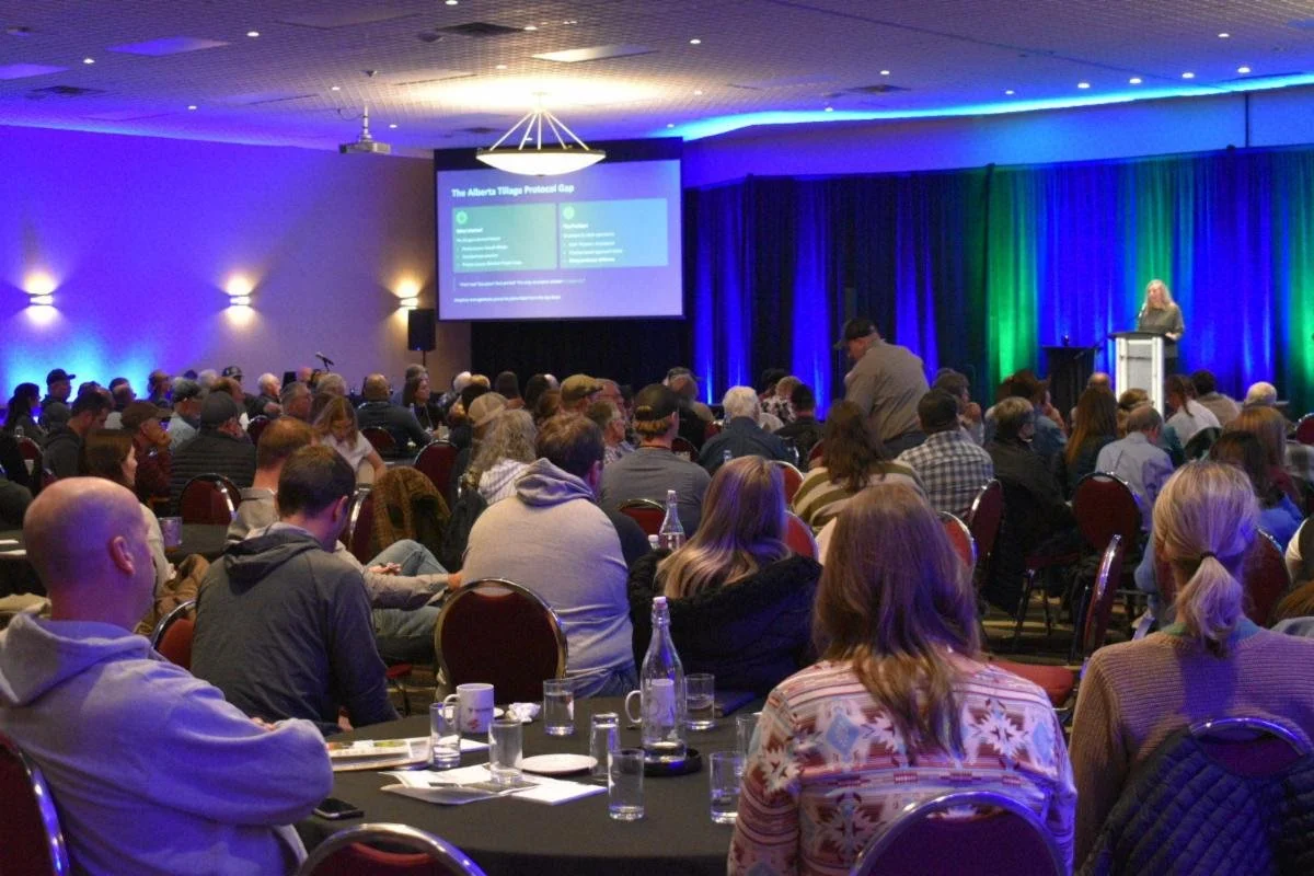 November Ebulletin now available. 
https://conta.cc/4qFNaaI

Picture Credit: Jennifer Klassen