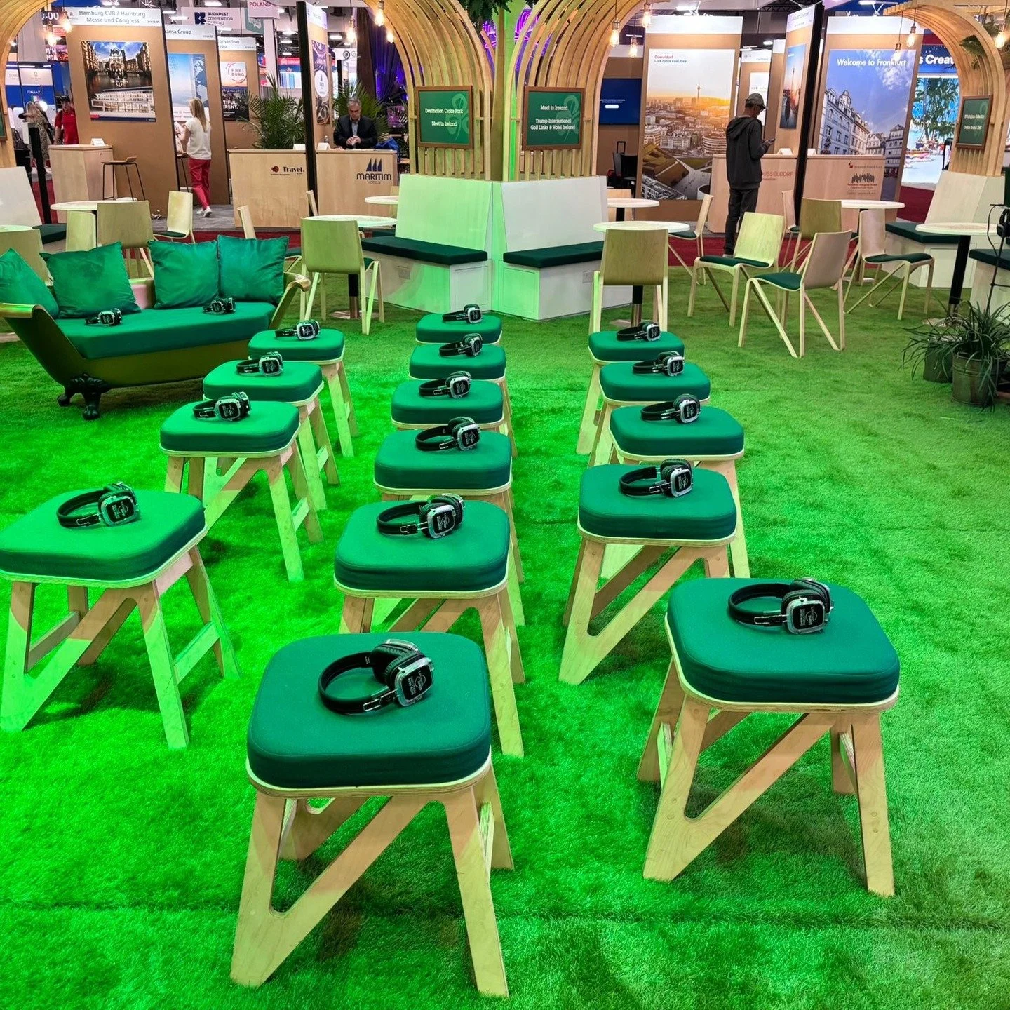 🎧 Silent Seminars are everywhere at IMEX Vegas! 🌎✨
We&rsquo;re thrilled to have our headsets powering 54 stands across the show floor this year &mdash; helping exhibitors deliver crystal-clear messages, inclusive presentations, and focused conversa