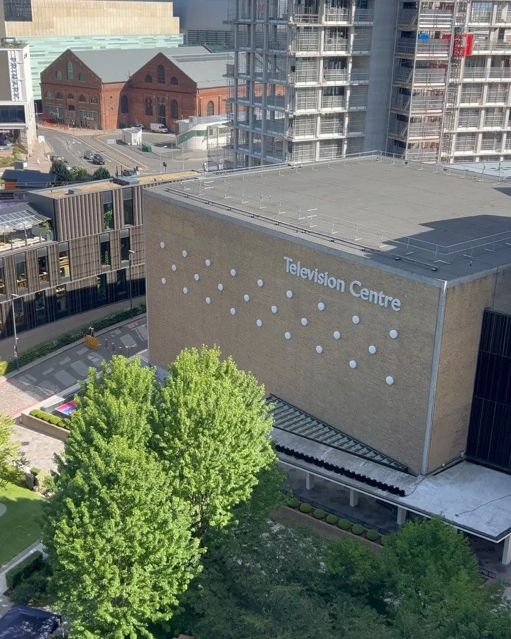 Thanks to @thebroadcasterlondon and @_beinyourelement_ for the opportunity to bring our #silentyoga and #qigong to @thisistvc on Thursday. Was great to meet all the neighbours and bring some relaxation to staff. If you are interested in our fitness p