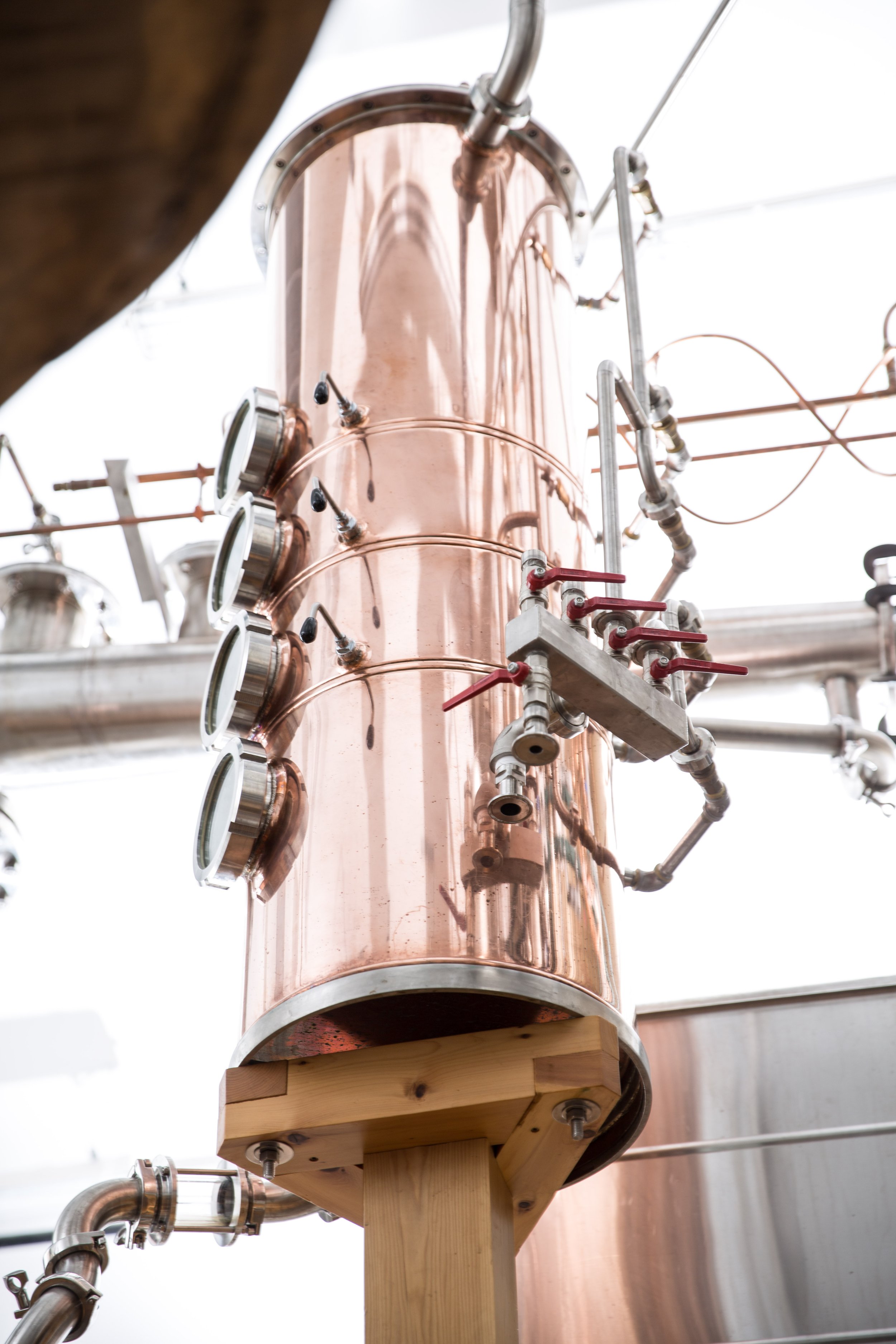 copper whiskey still