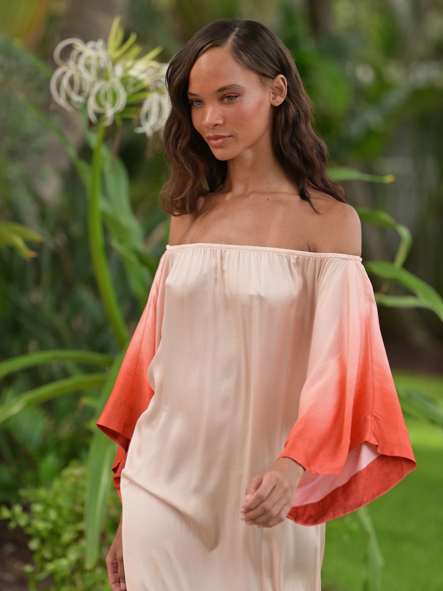 The hand-painted ombr&eacute; collection by @shopsigal flowed effortlessly, bringing a dreamy touch to @nicolewhittakerr&rsquo;s look