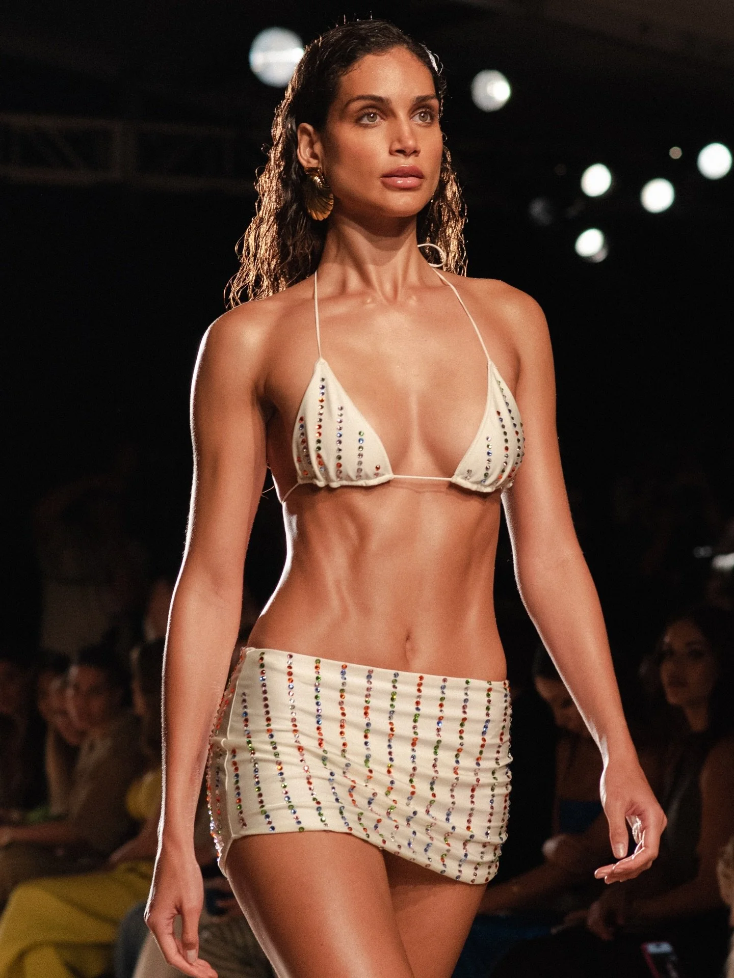 @evelyn_ys walking for @osereeswimwear at PARAISO Miami Swim Week
