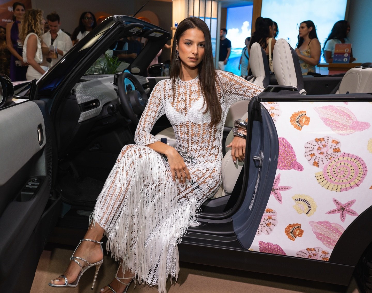 @oceanus wrapped @miniusa takes center stage in our 
PARAISO Miami Swim Week runway lounge
