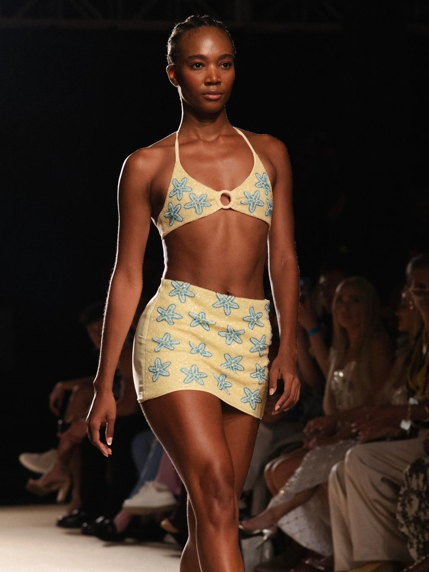 Stunning hand-embroidered details by @oceanus at their PARAISO Miami Swim Week show with @sojosvision