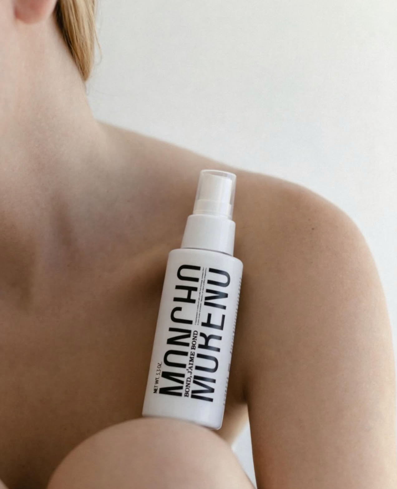 Keep a close eye on RISE Runway this season, where Moncho Moreno joins as a hair partner, bringing exclusive insight into summer beauty and hair trends emerging from the most exciting independent brands to watch. A renowned Spanish hairstylist with o
