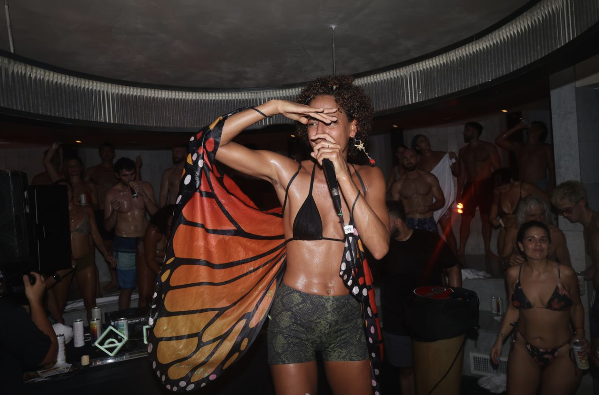 heatwave_ sauna rave party x paraiso.png
