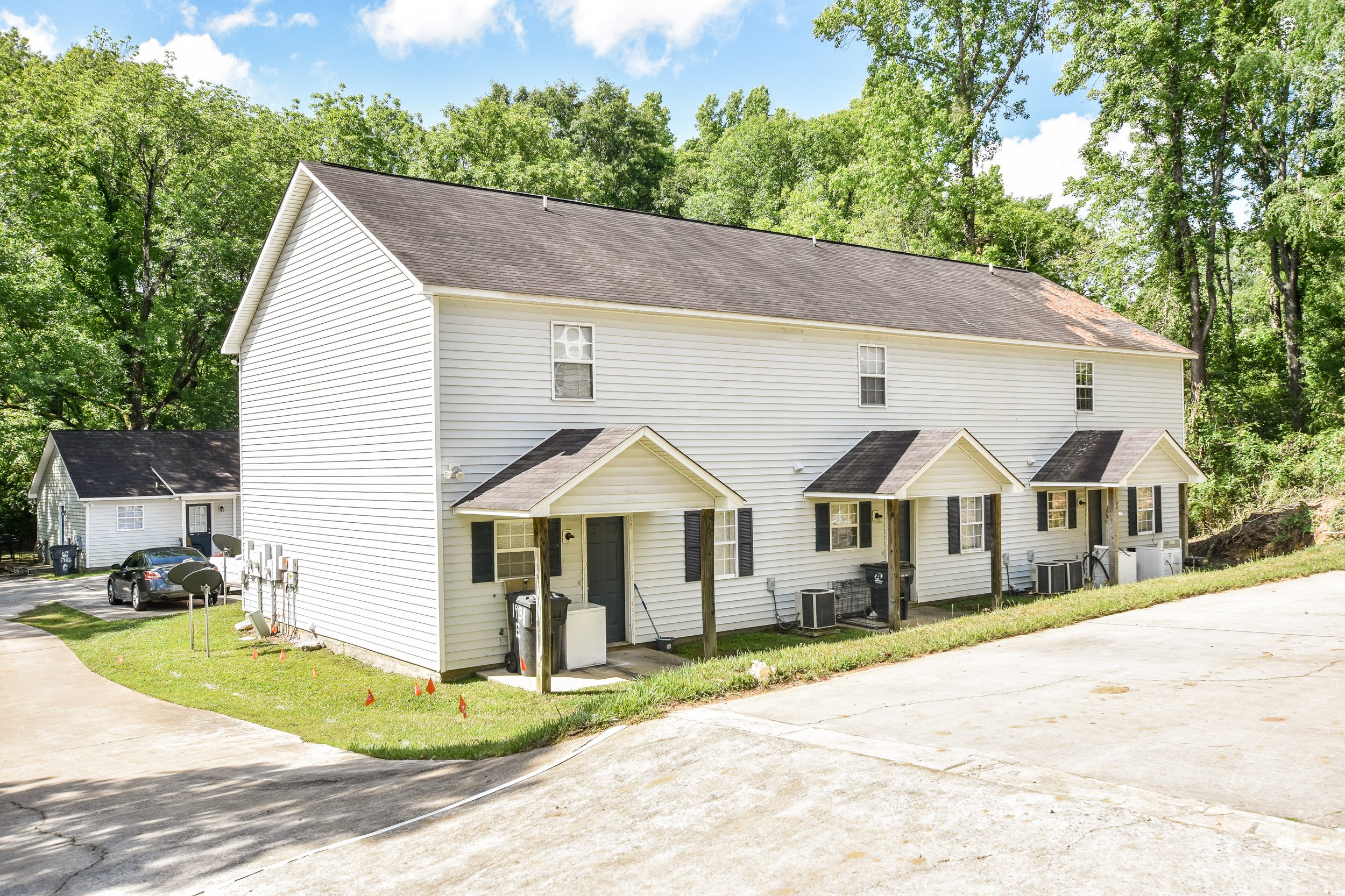 Deer Creek Apartments – 46 units in Milledgeville, GA