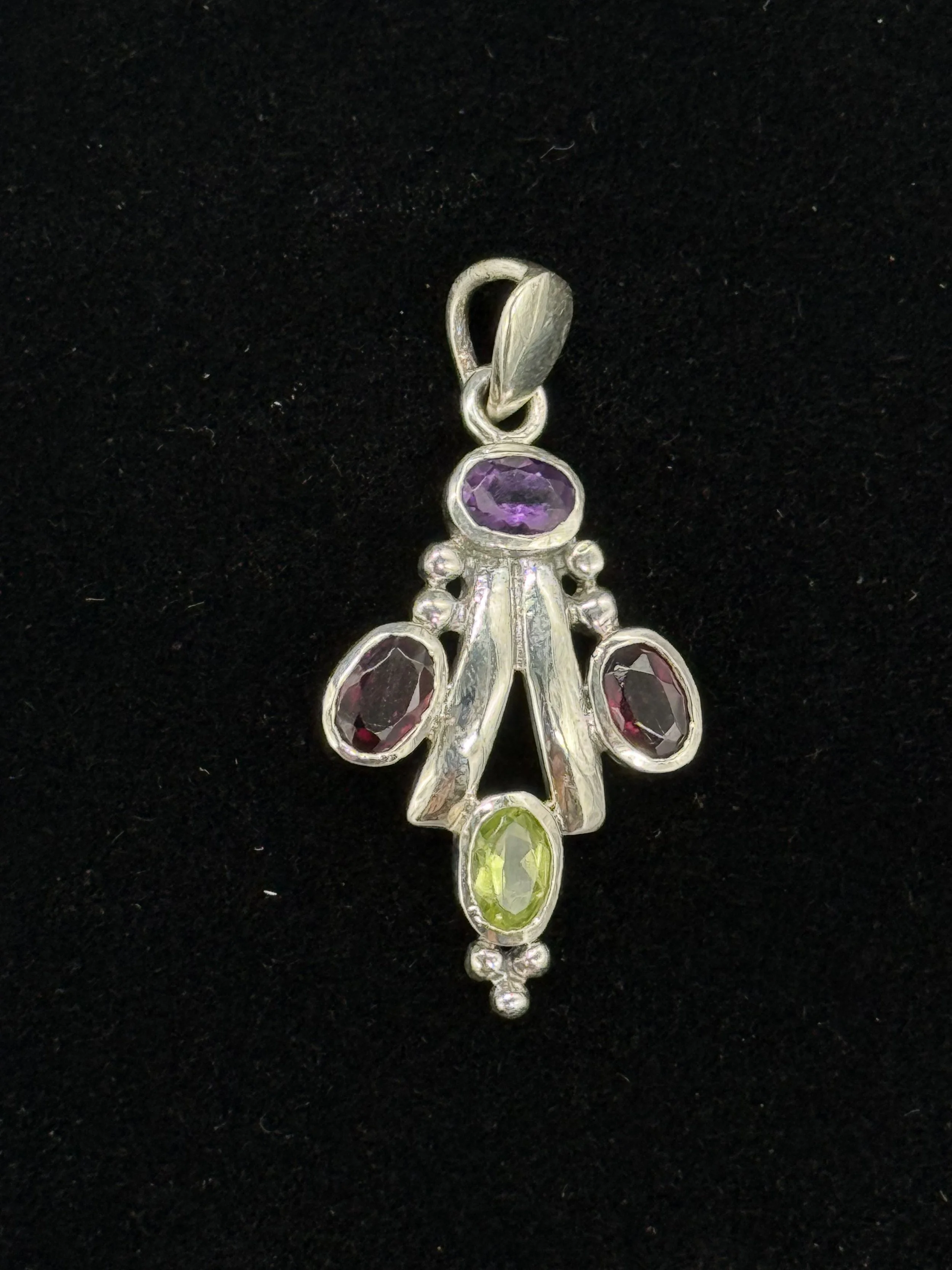 4 gemstone pendant1.JPG
