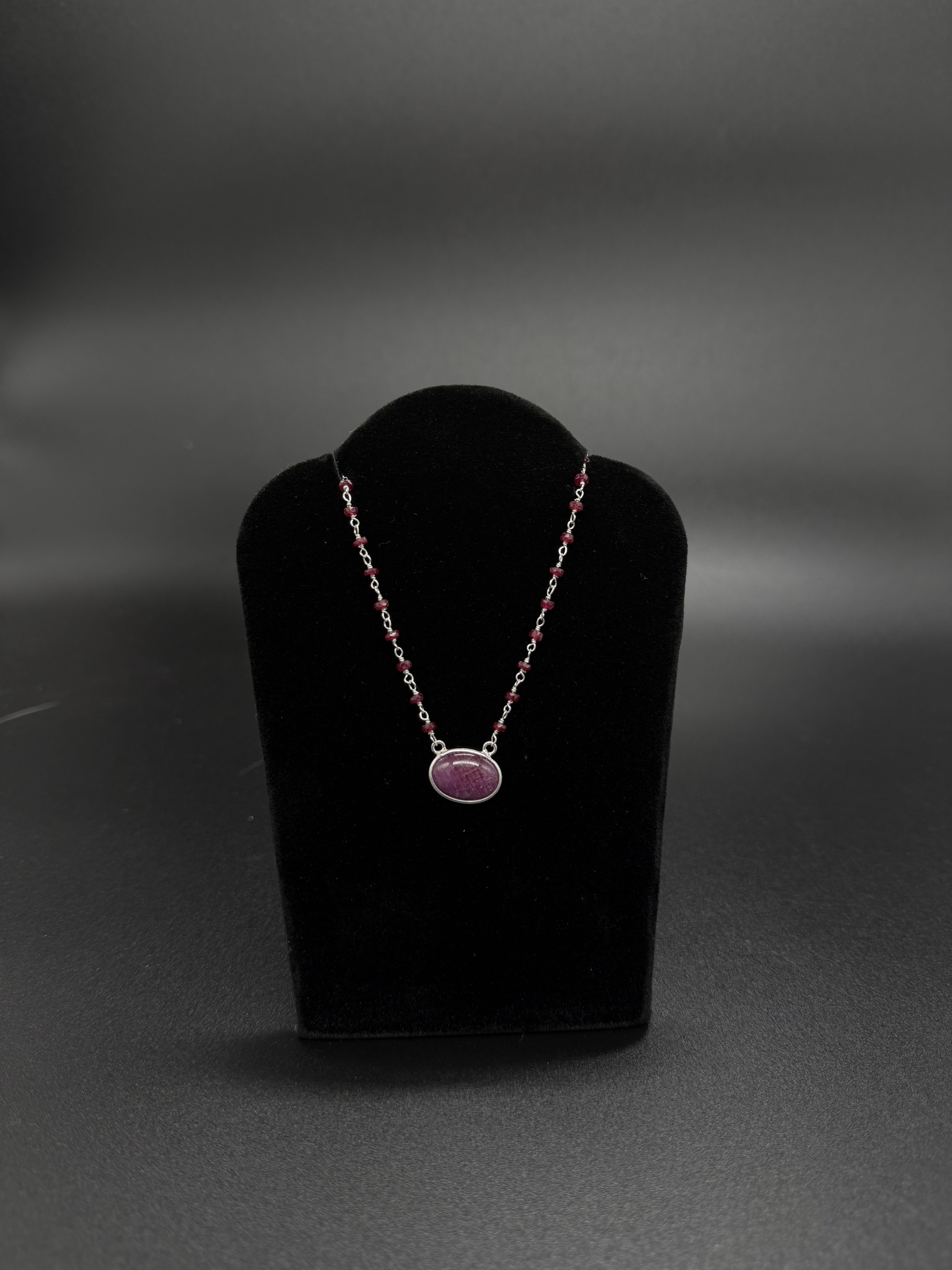 beaded ruby necklace 2.JPG