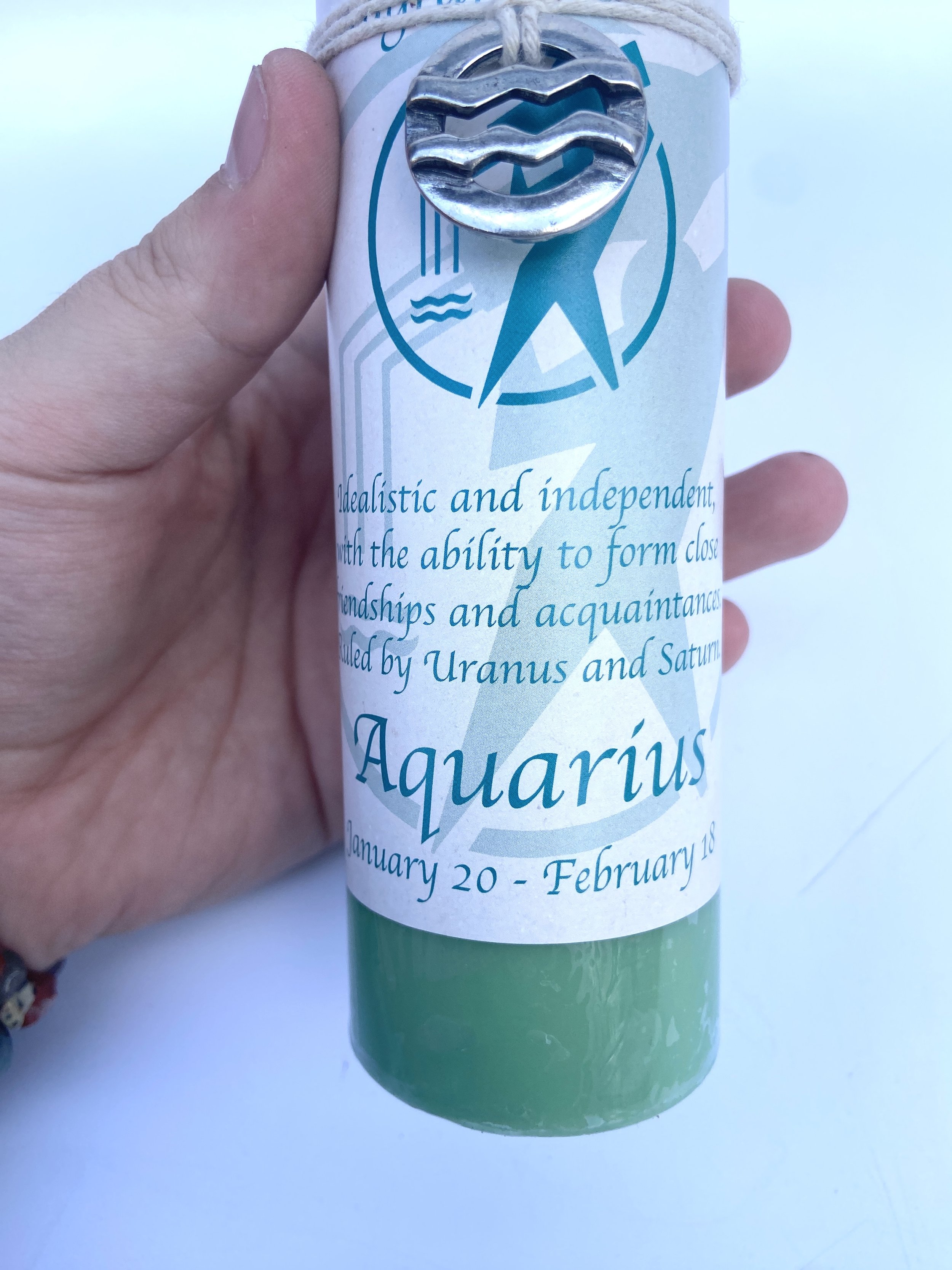 aquarius candle 3.jpg