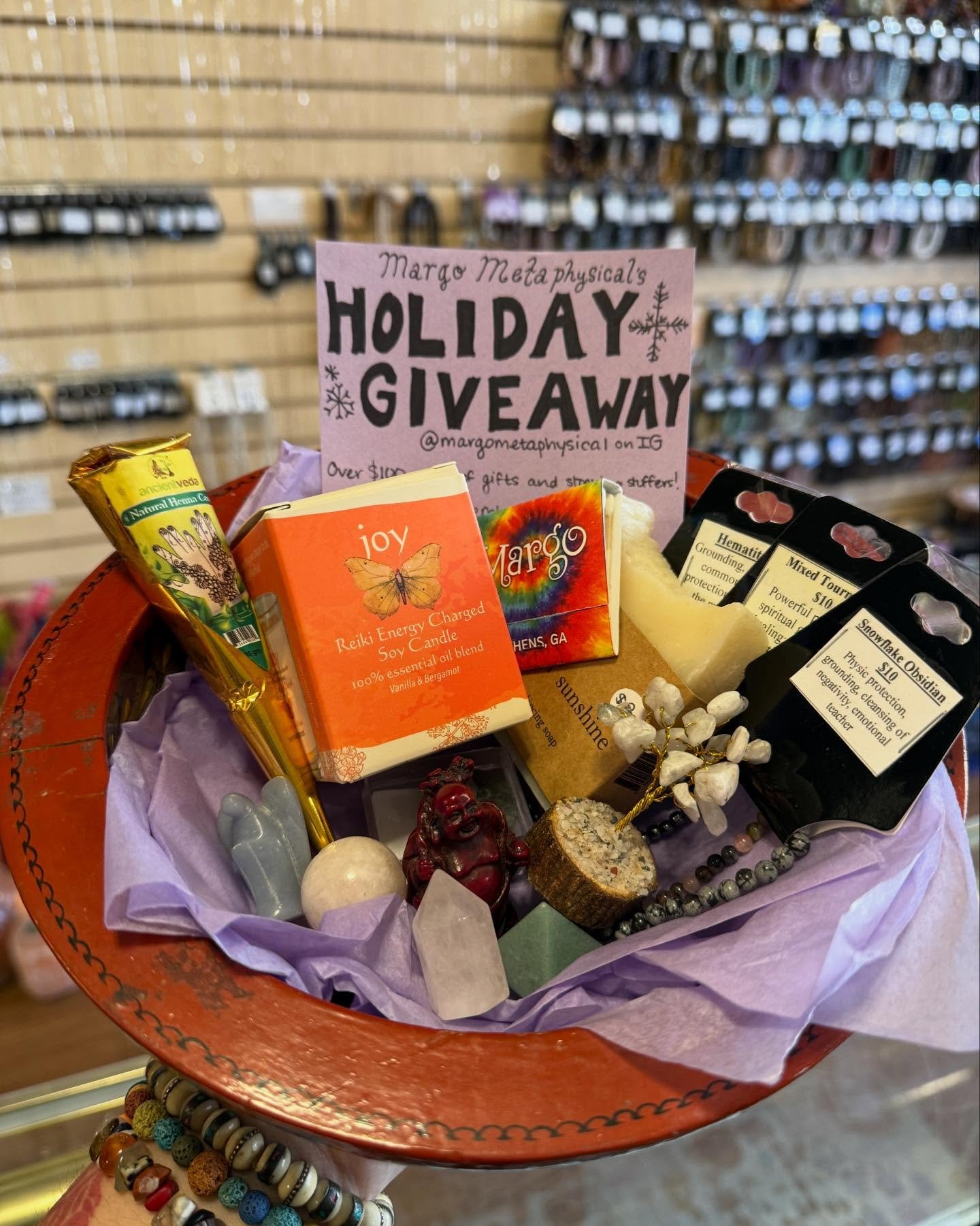 It's time for our Holiday giveaway!! And this one's a good one! 
This bowl is FULL of over $100 worth of gifts and stocking stuffers! 
This giveaway will end December 12th, and hopefully helps take some stress off someones holiday shopping list 💜

H
