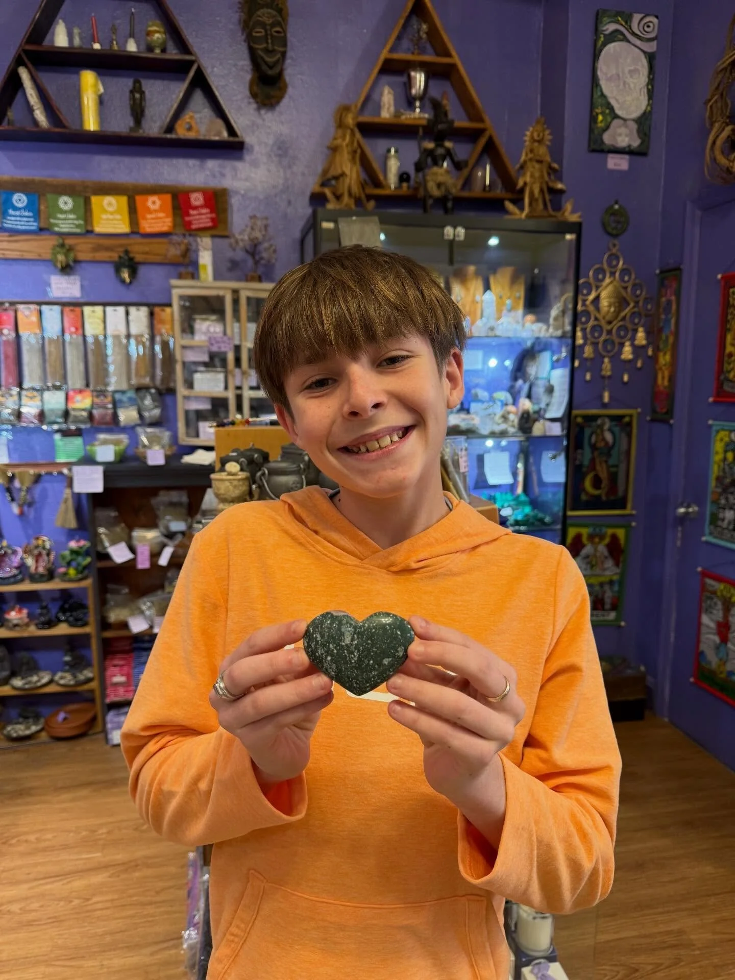 It's almost the season of loveeeee!! 💕💗 And there's nothing we love more than you guys and this little Margo community we've got 🫶 Thanks for loving us as much as we love you, and if you're looking for a little Valentines gift for yourself or a lo