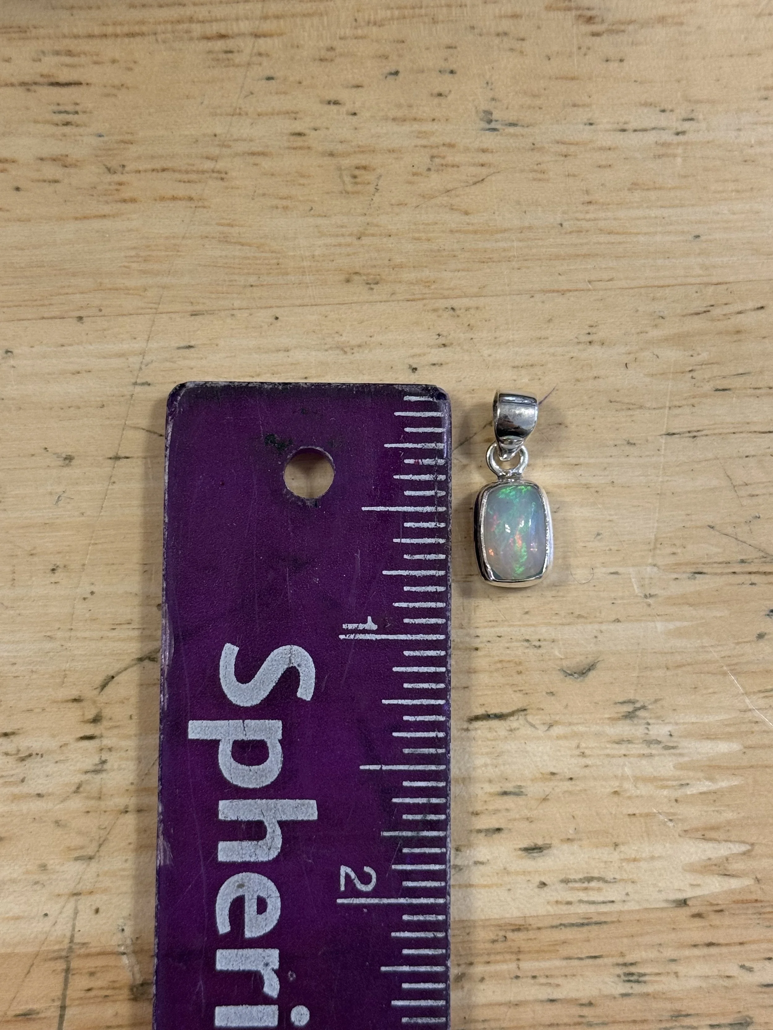 small opal pendant 49 4.JPG