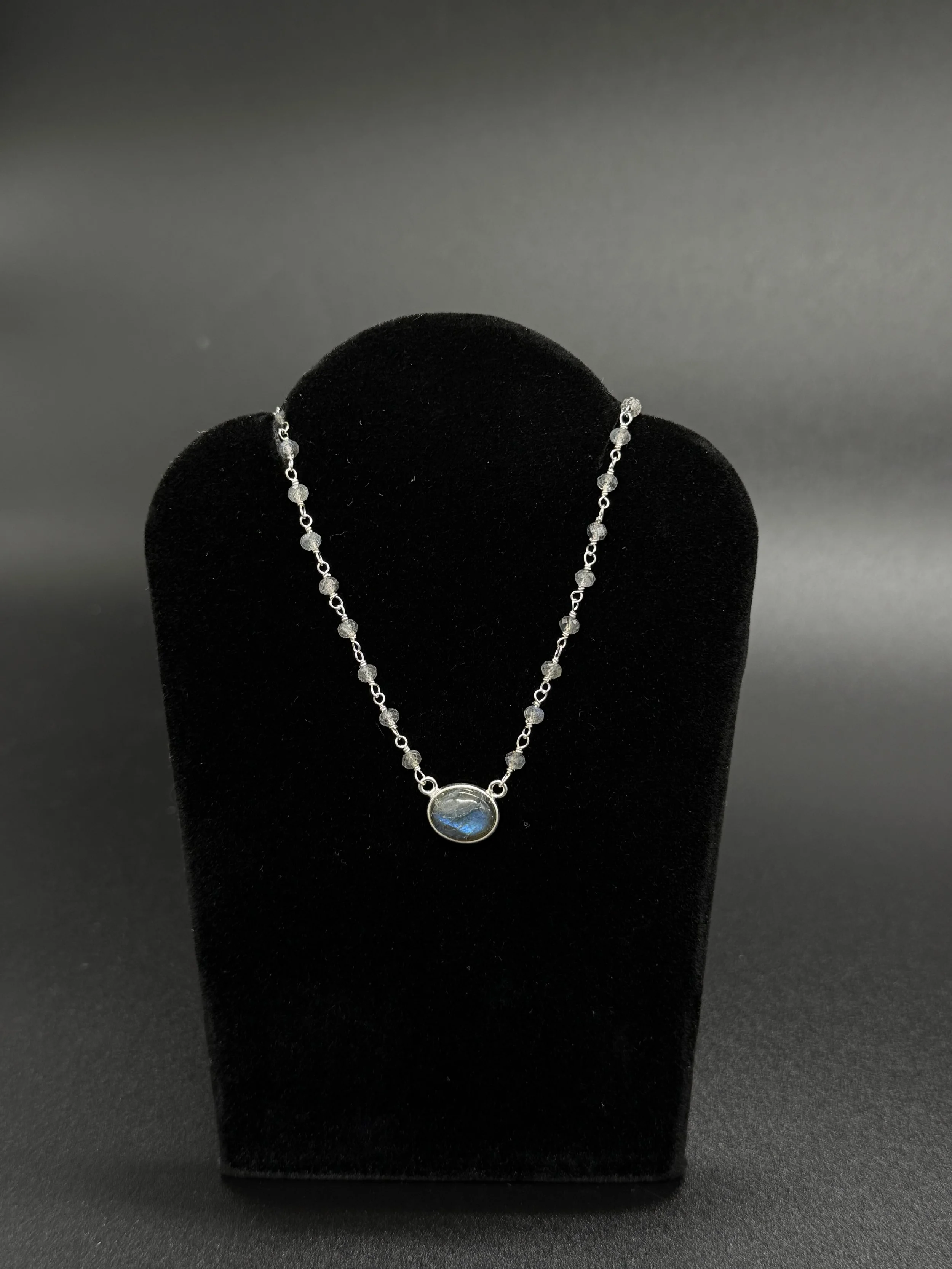 beaded labradorite necklace 2.JPG
