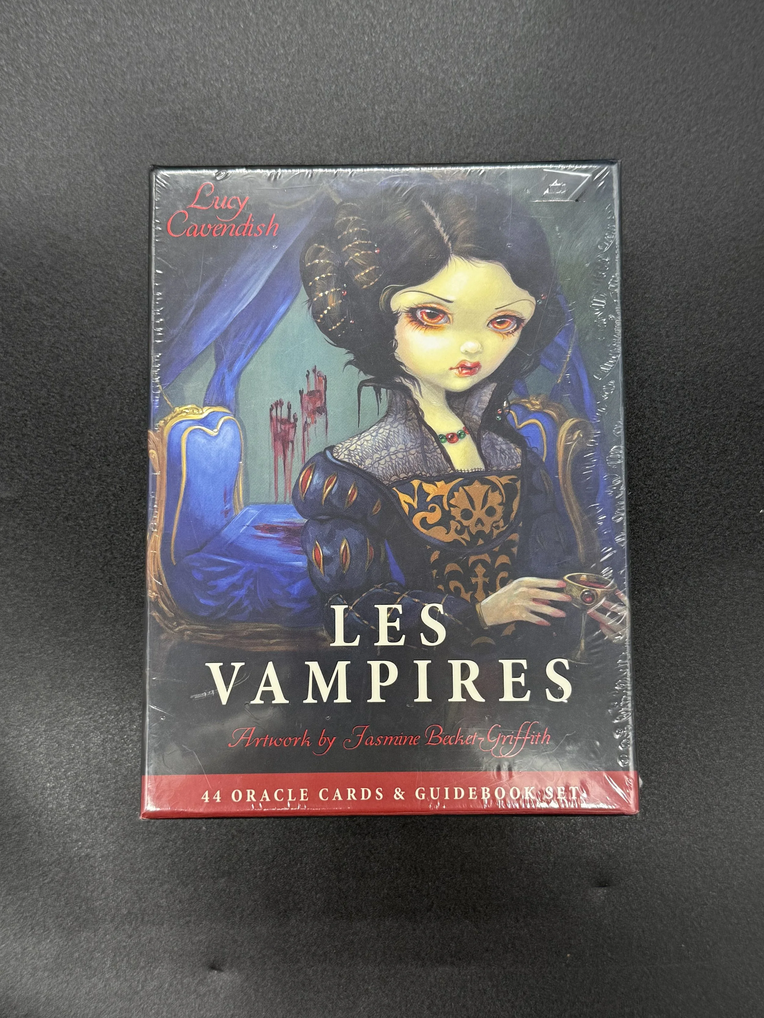 Les Vampires Oracle Deck
