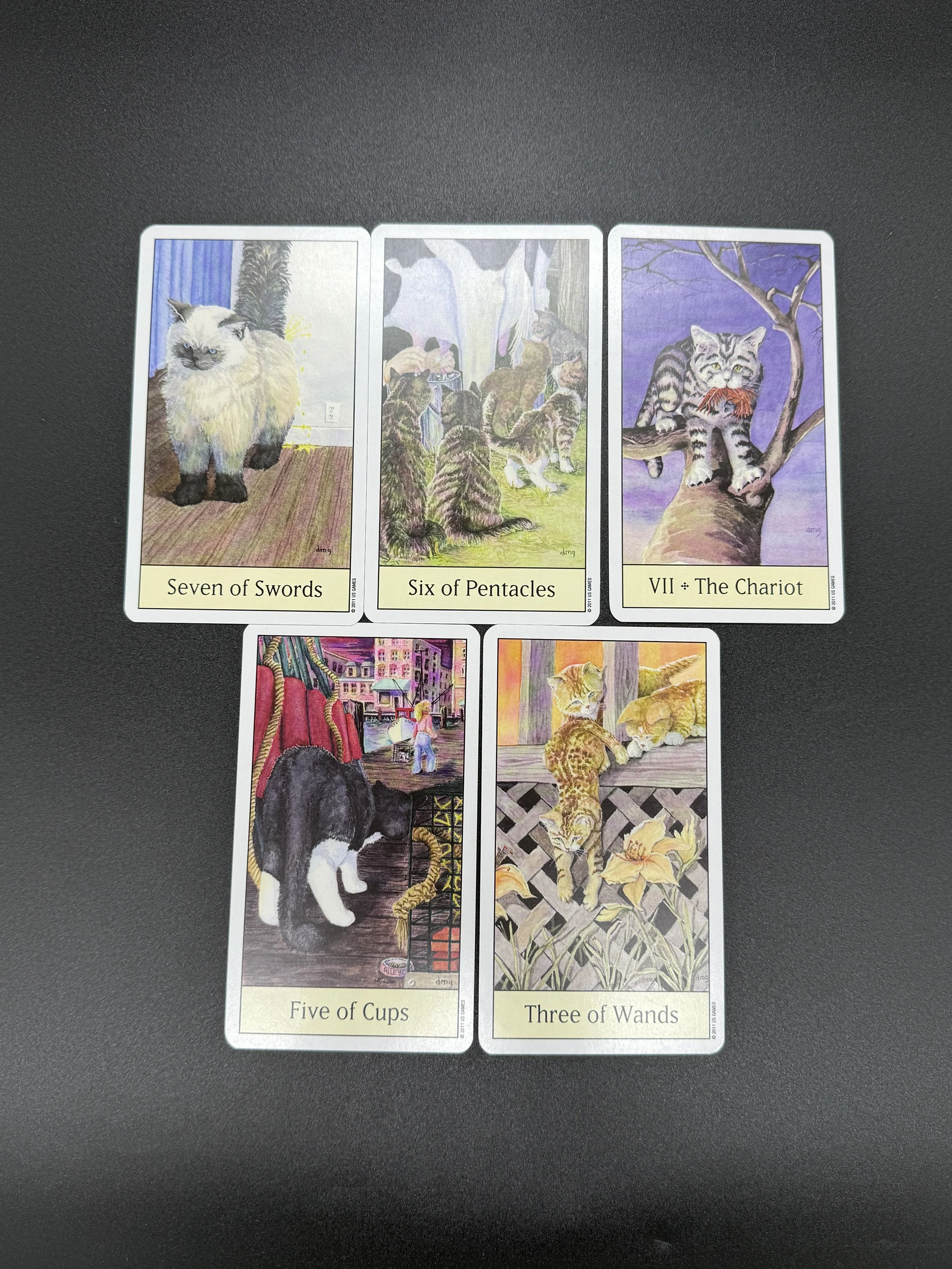 cats eye tarot 3.JPG