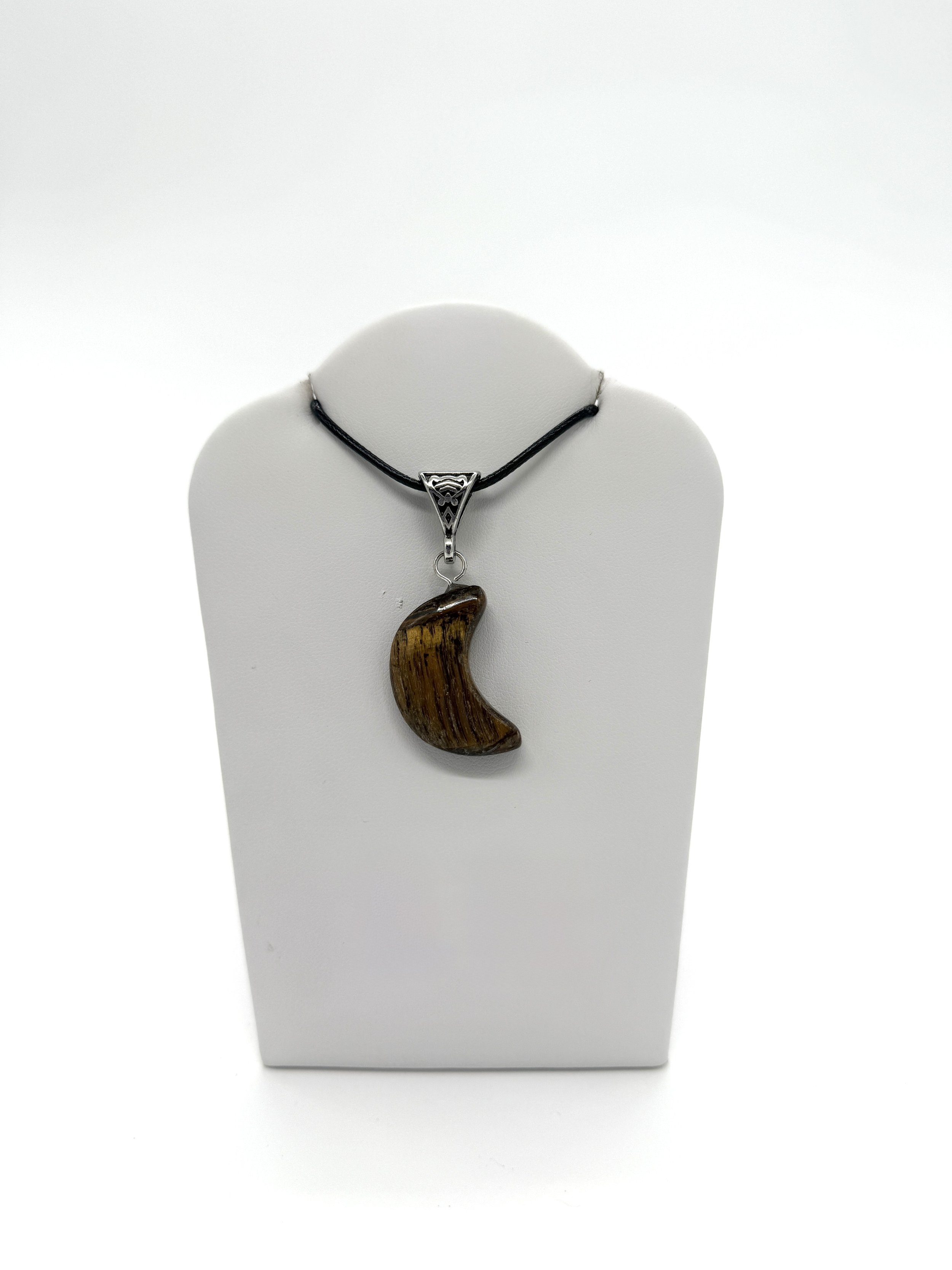 tigerseye moon pendant 2.jpg
