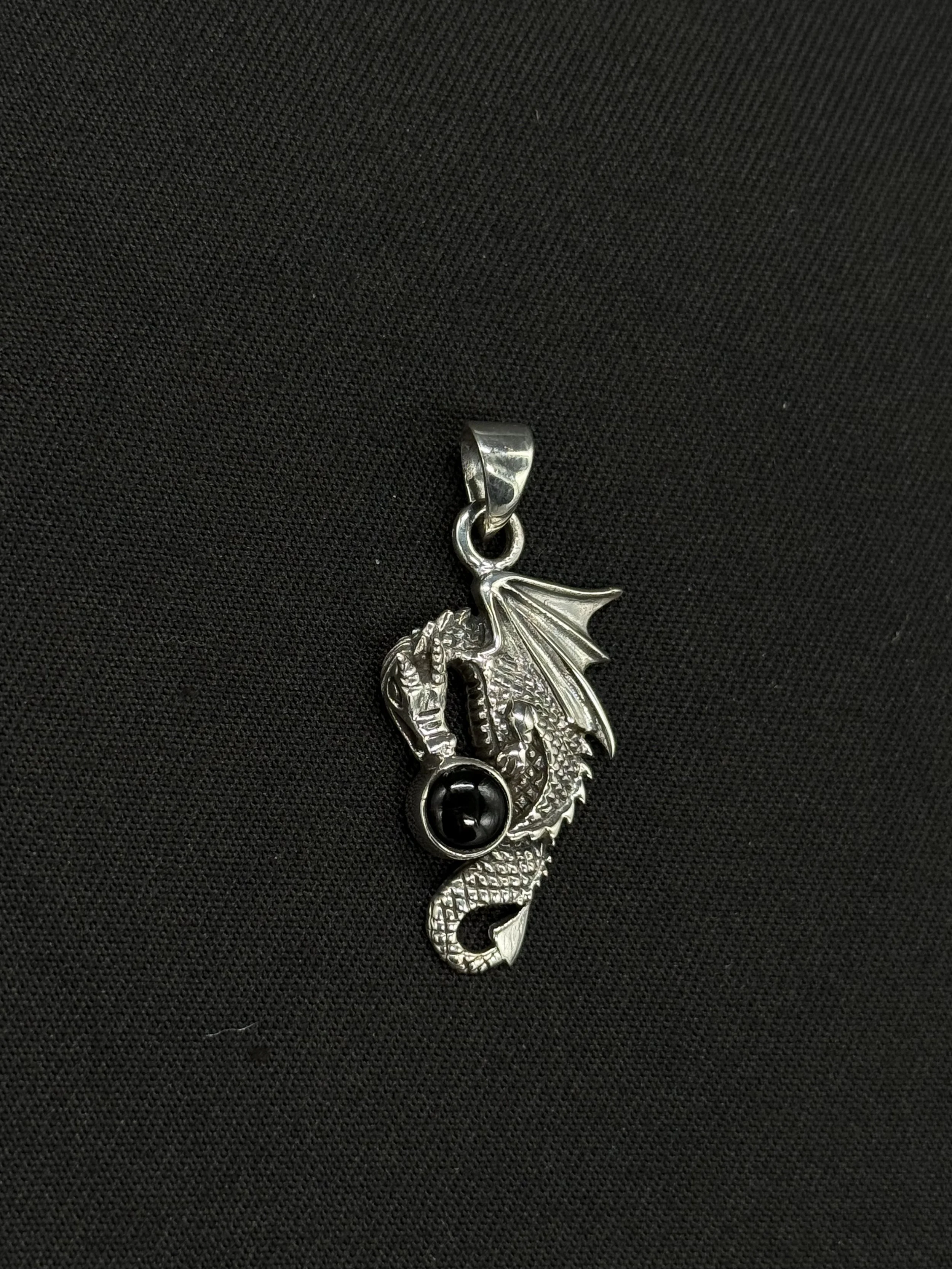 onyx dragon pendant 2.JPG