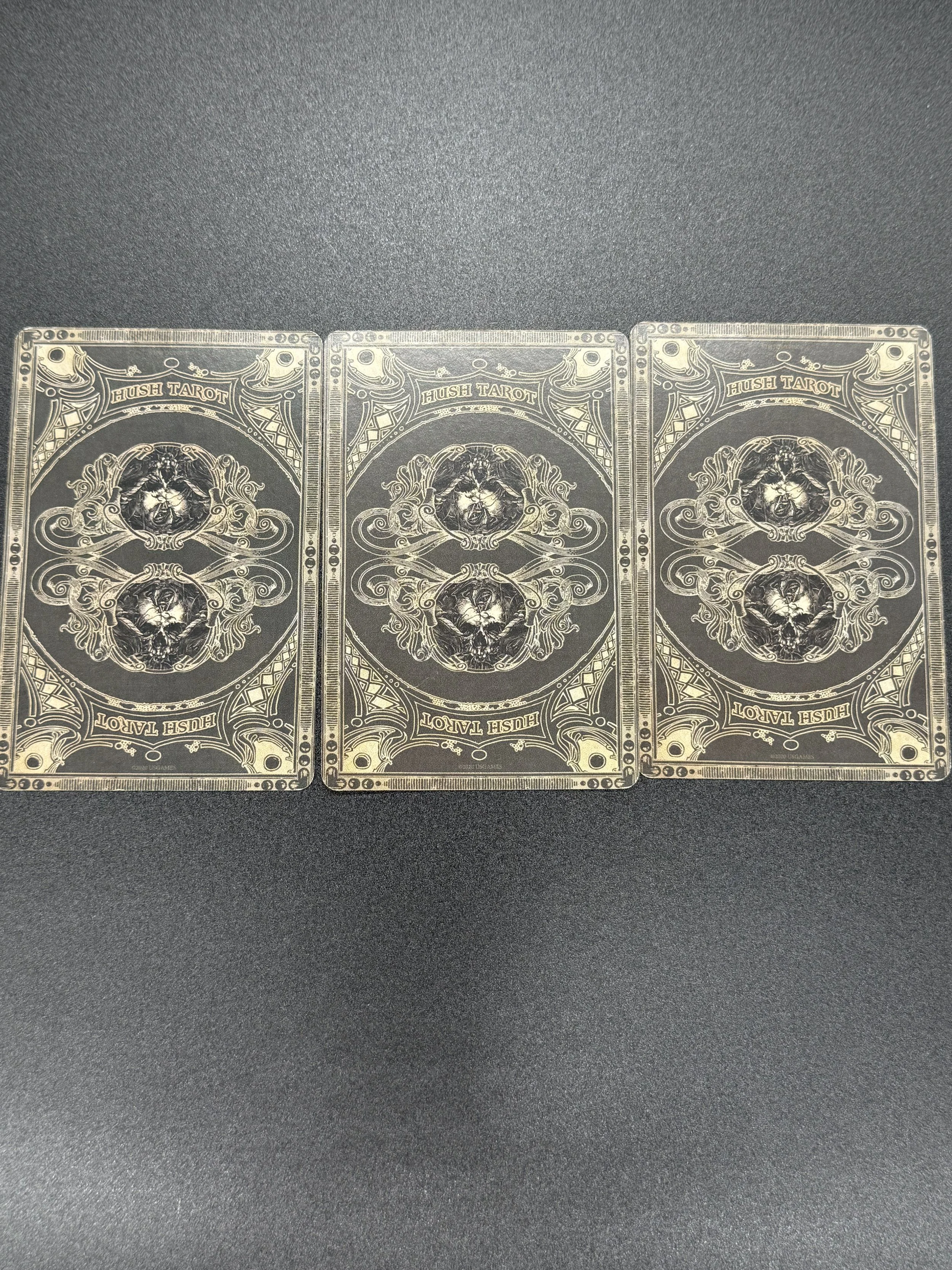 hush tarot 4.JPG