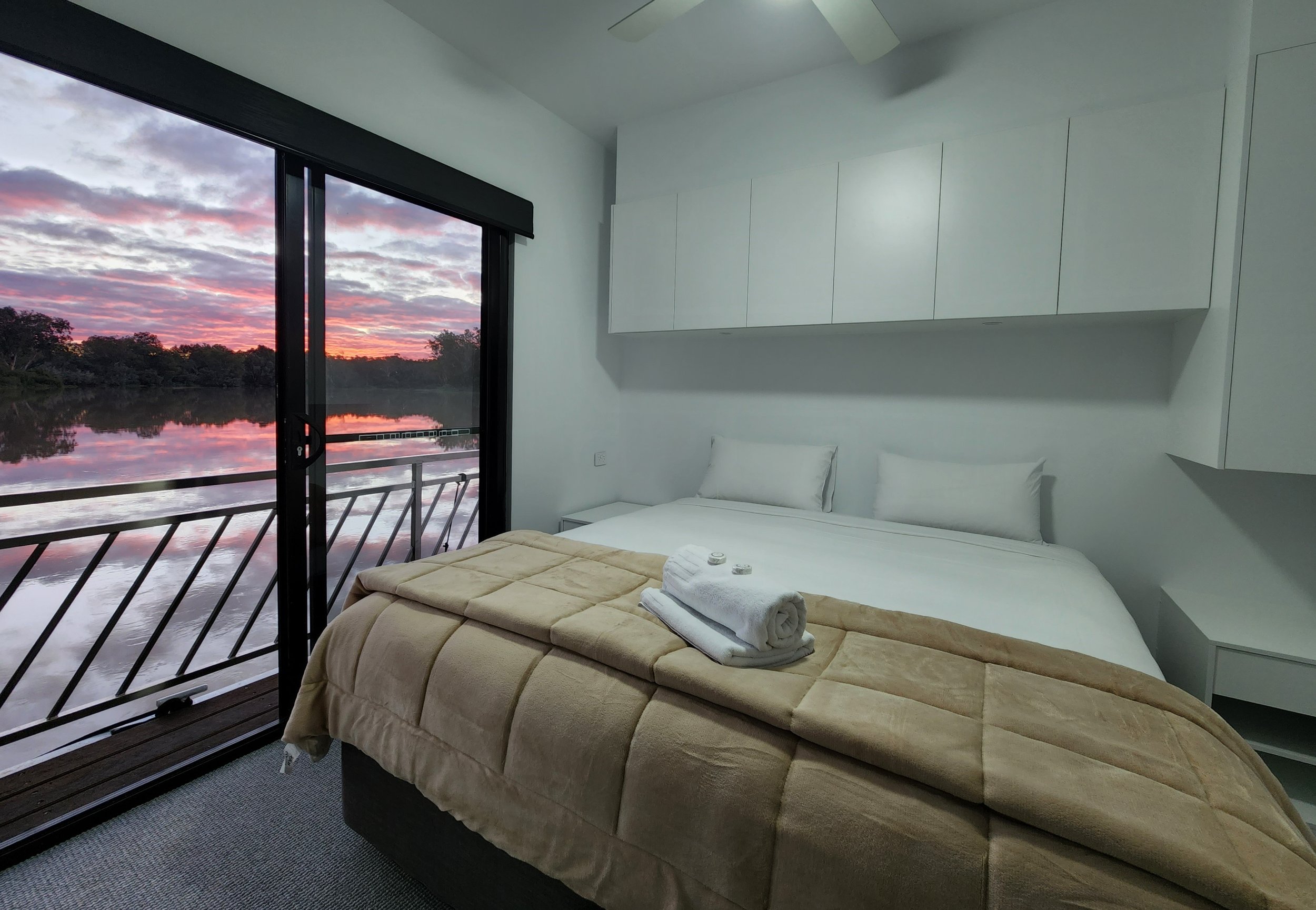 High River Bedroom.jpg