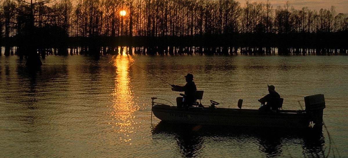 CaddoFishing954_02_web.jpg