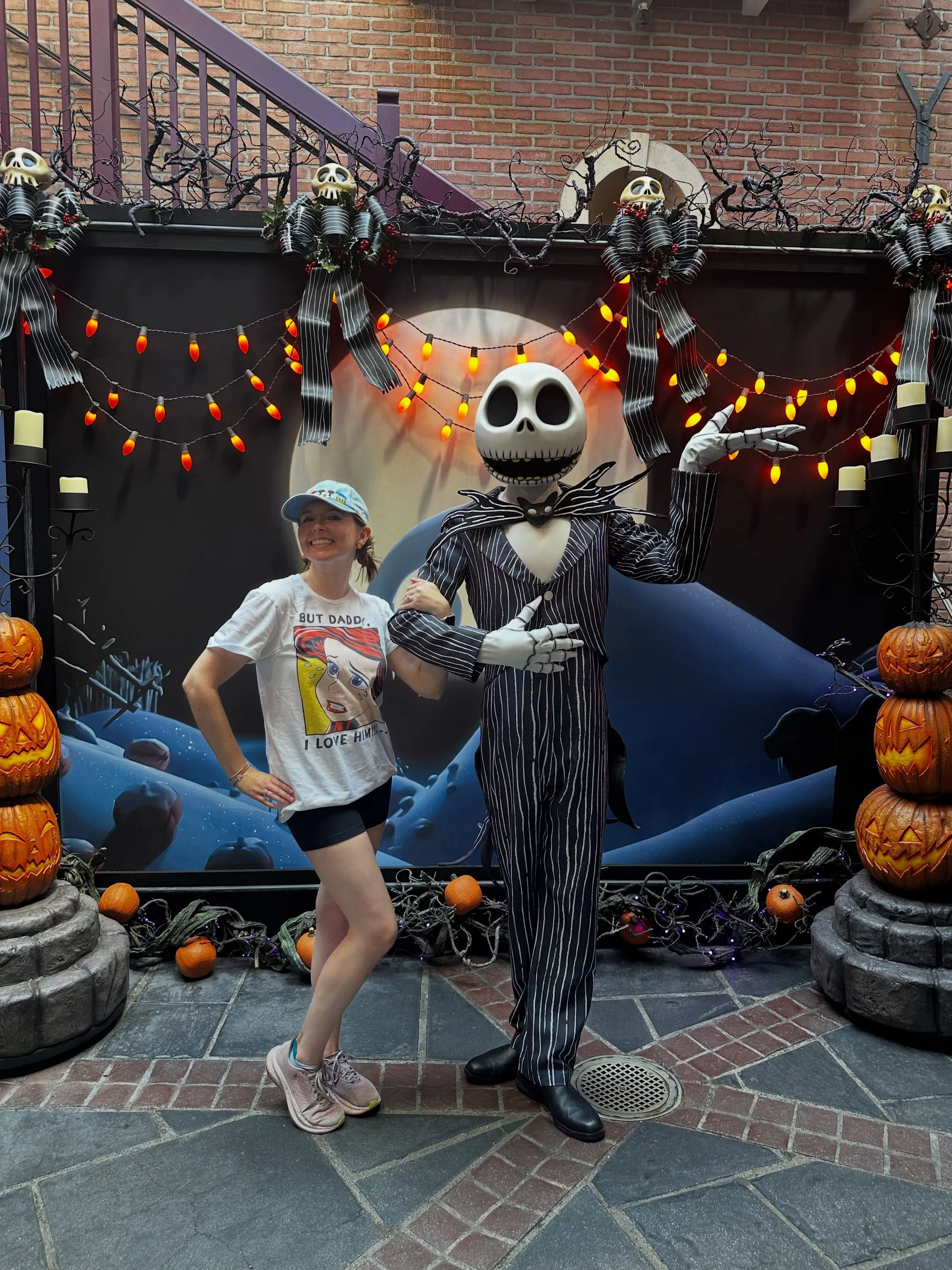 It&rsquo;s September 1st and do you know what that means? SPOOKY SEASON!!! Time to decorate and start watching exclusively scary movies. 🍿 It&rsquo;s the most wonderful time of the year!!!