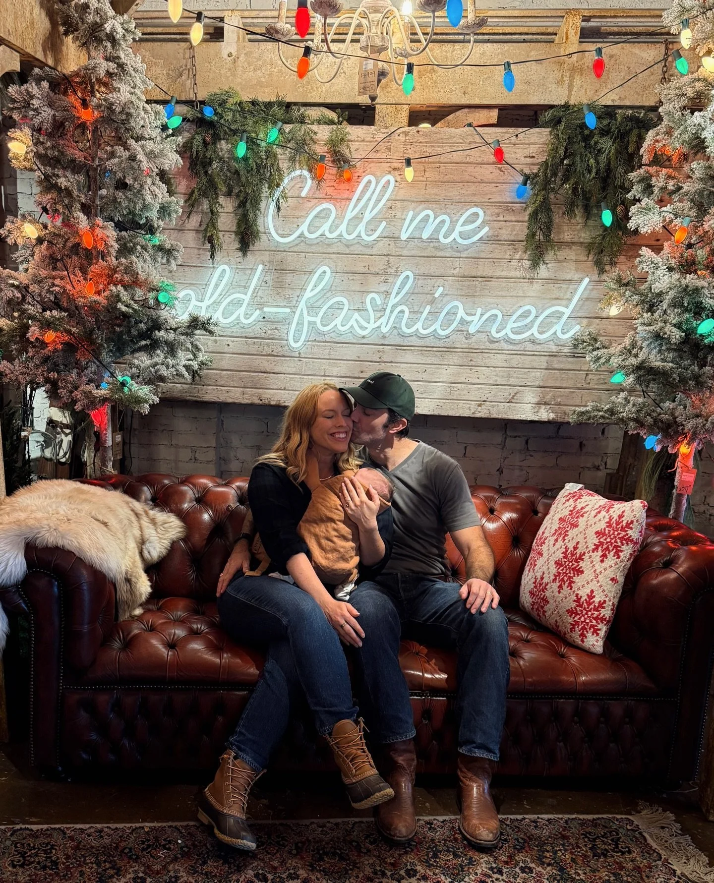 I can&rsquo;t talk right now, I&rsquo;m doing Christmas stuff 🎄