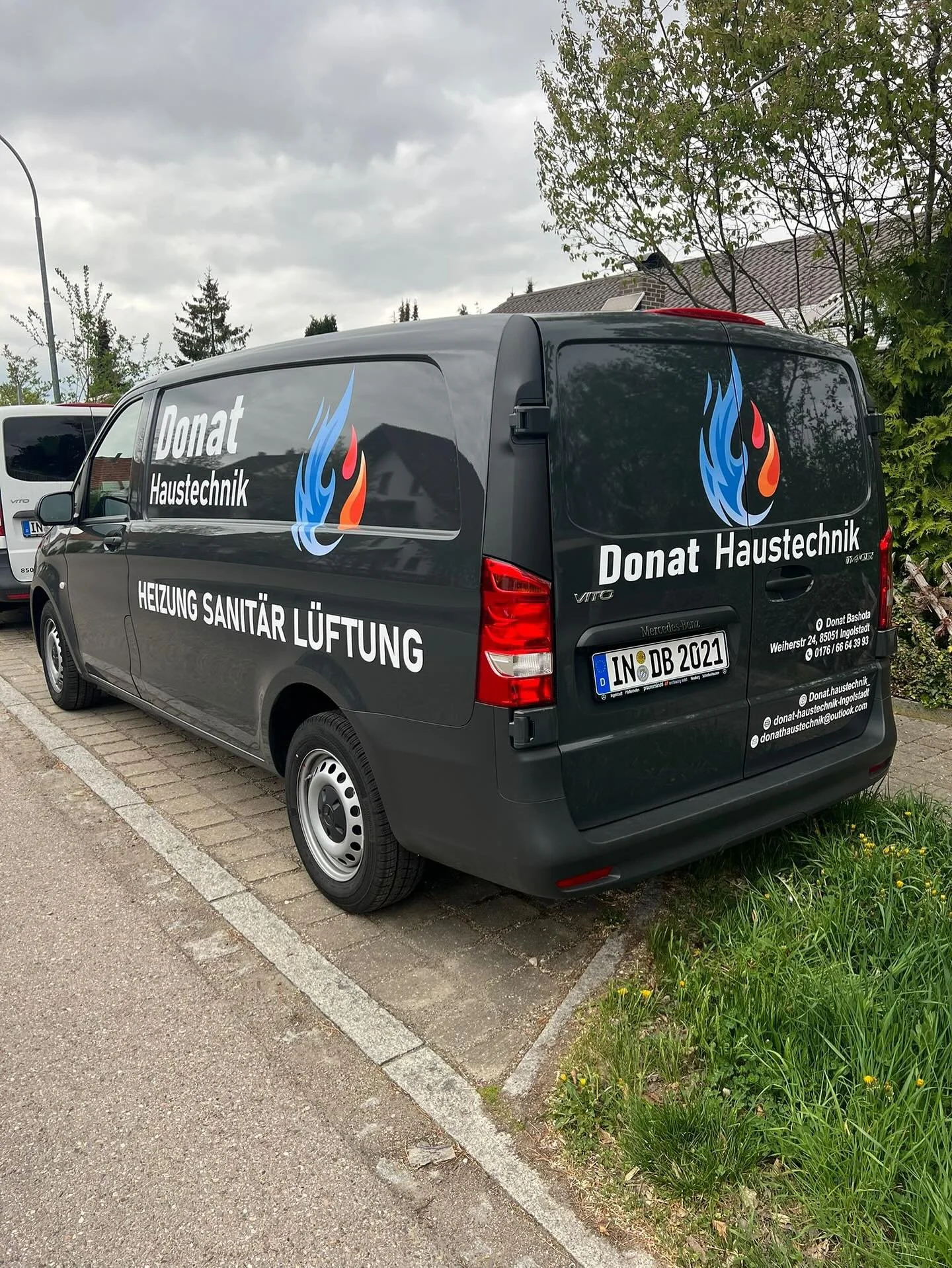 Unser Service rollt zu Ihnen &ndash; zuverl&auml;ssig, kompetent und immer mit Herz f&uuml;r gute Haustechnik.
💧 Heizung
🔥 Sanit&auml;r
🌬 L&uuml;ftung
#DonatHaustechnik #Heizung #Sanit&auml;r #L&uuml;ftung #handwerk
