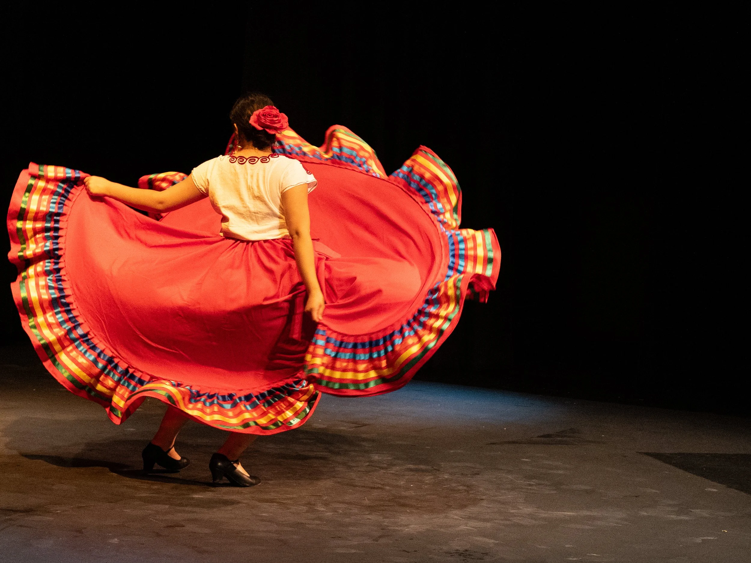 Hispanic dancer, Norfolk, Nebraska