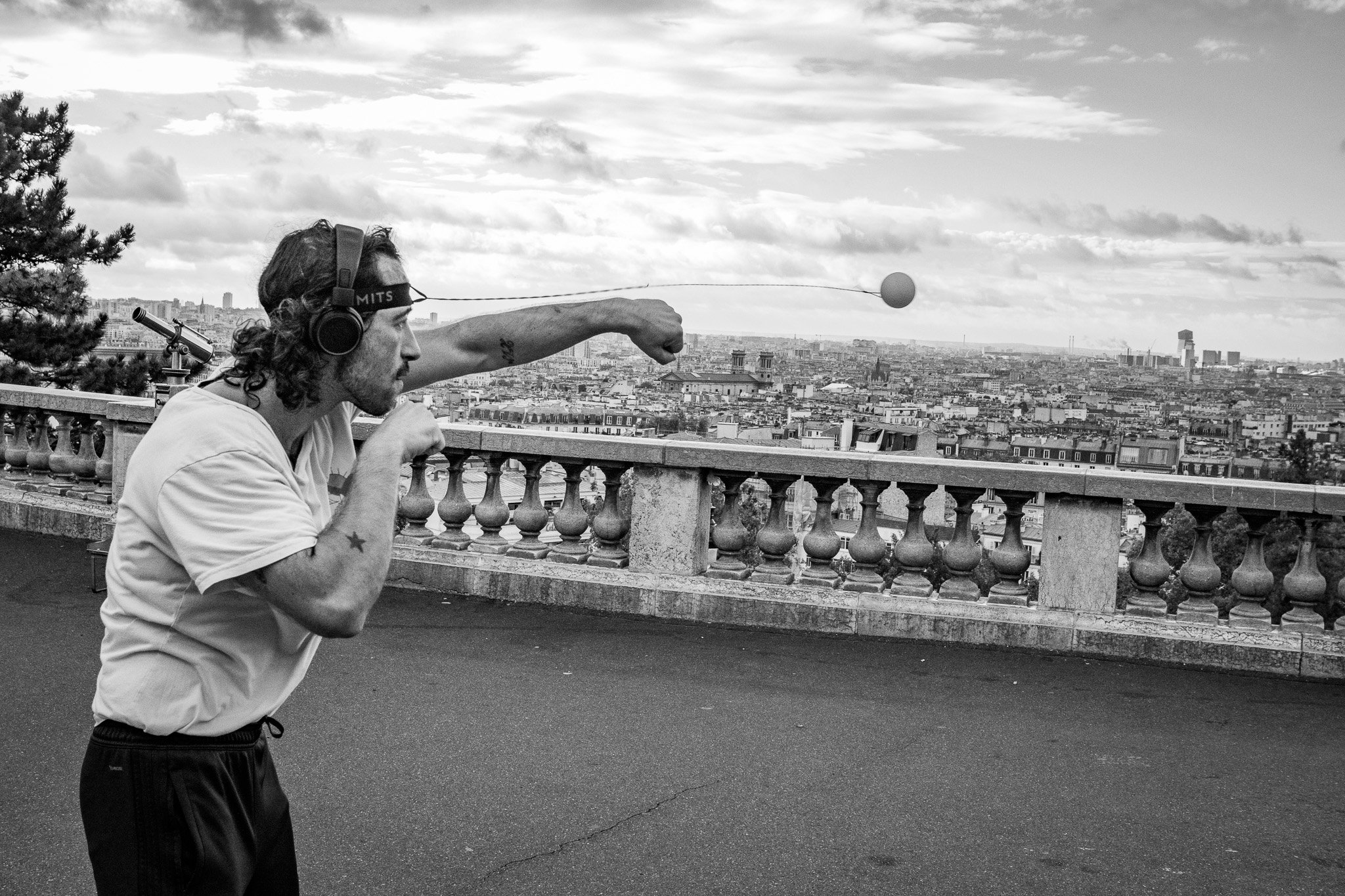 Working on his reflexes in Paris