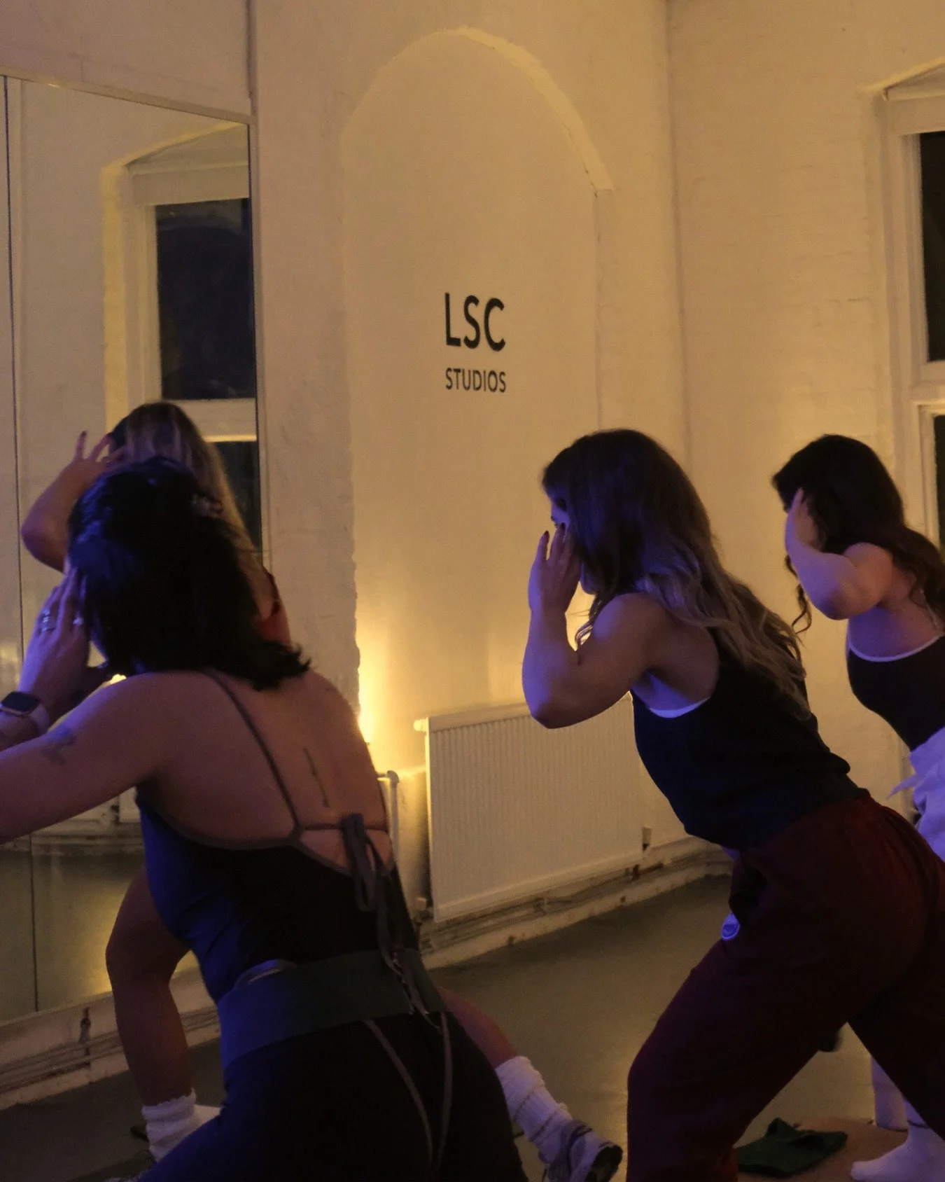 Late night sweats💪😌
.
.
.
.
.
STUDIO 2