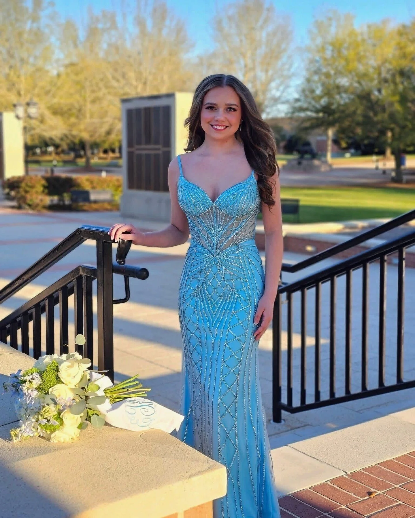 You look so beautiful in your prom dress! ✨ We hope you had the most amazing night and danced the night away! Thank you so much for sharing such a stunning photo with us and we can't wait to see you next time! 🤩