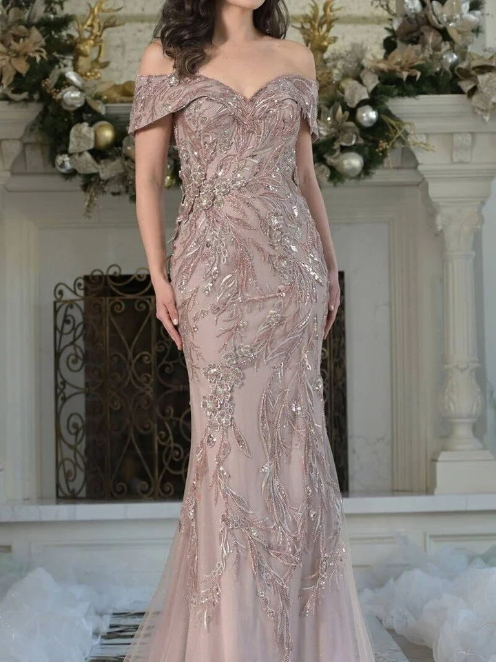 It&rsquo;s almost Mother&rsquo;s Day &amp; we&rsquo;re celebrating with a HUGE selection of Mother of the Bride dresses! We&rsquo;ve got something for every MOB or MOG and can&rsquo;t wait to help you find the perfect dress! 🩷 

Come see us today!

