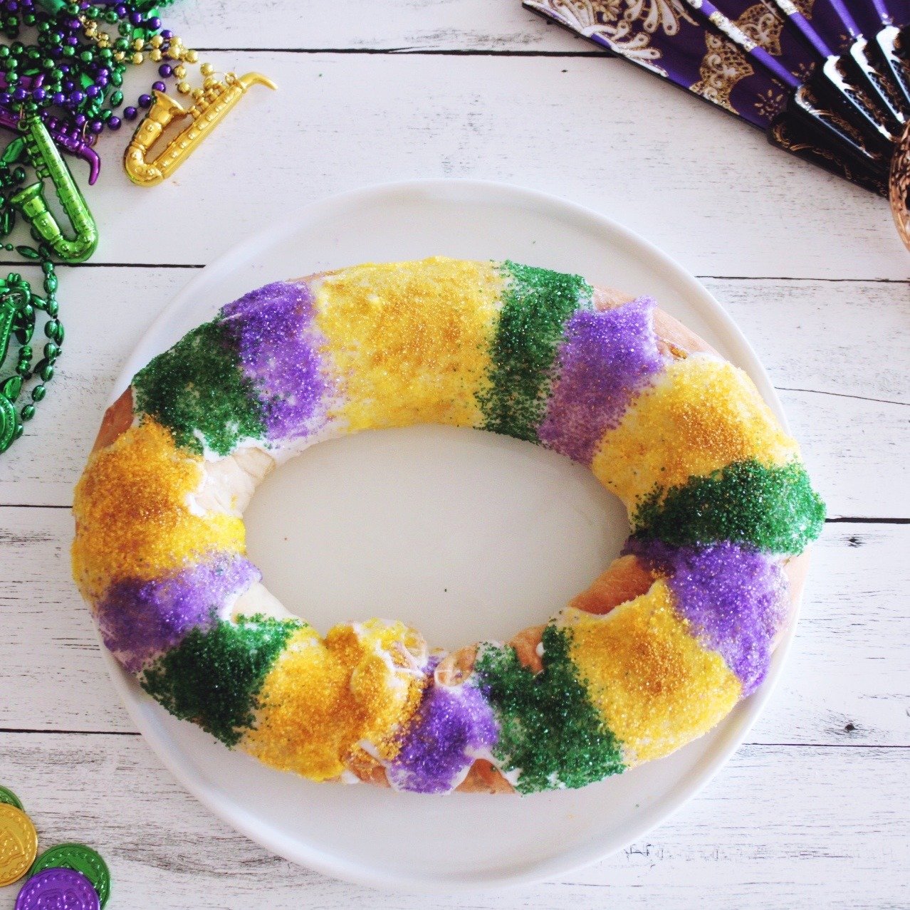 🎭✨ Mardi Gras King Cake is Here! ✨🎭

Laissez les bon temps rouler with our signature Mardi Gras King Cake&mdash;freshly baked and ready for your celebration! ⚜️💜💚💛⚜️

👑 Order Now &amp; Pick Up:
📅 March 2 from 8:30-1PM
📍 Valencia FivePoint Far